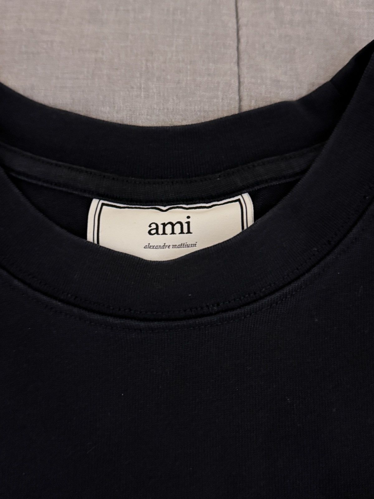 AMI AMI PARIS Navy Blue Color Red Heart T-shirt XS Unisex Size XS / US 0-2 / IT 36-38 - 5 Thumbnail