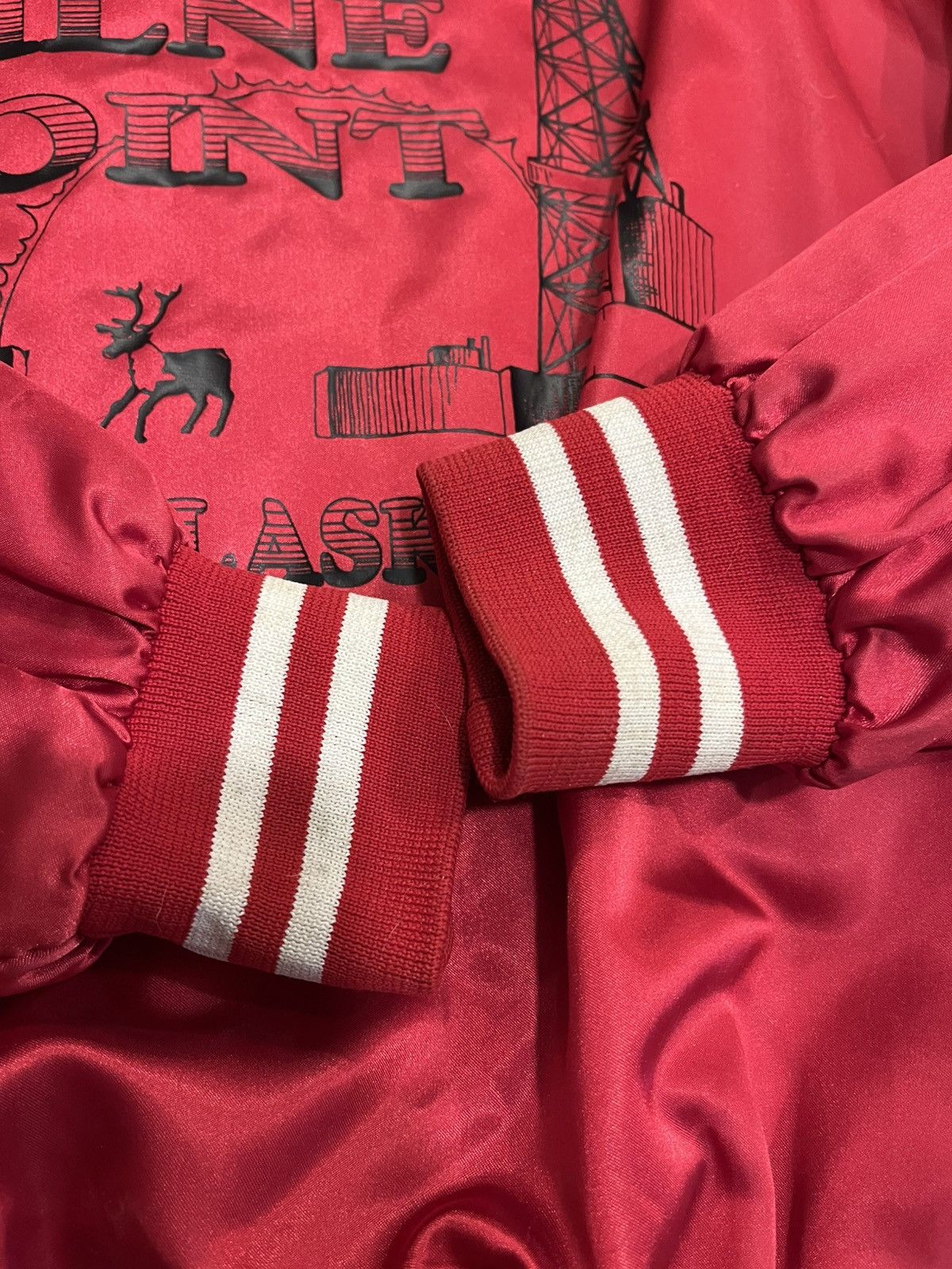Other Vintage 1980s Satin Bomber Jacket Alaska Red Men’s Large Size US L / EU 52-54 / 3 - 4 Thumbnail