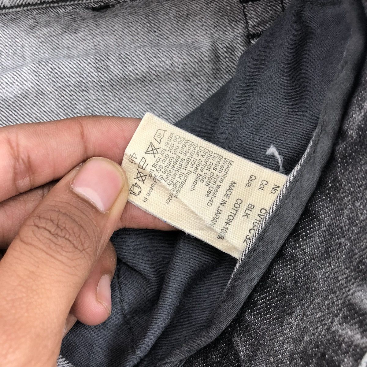 CIVARIZE 📦SOLD📦 Civarize Zip Leg Distressed Fade Flared Jeans BootCut Size US 31 - 8 Thumbnail