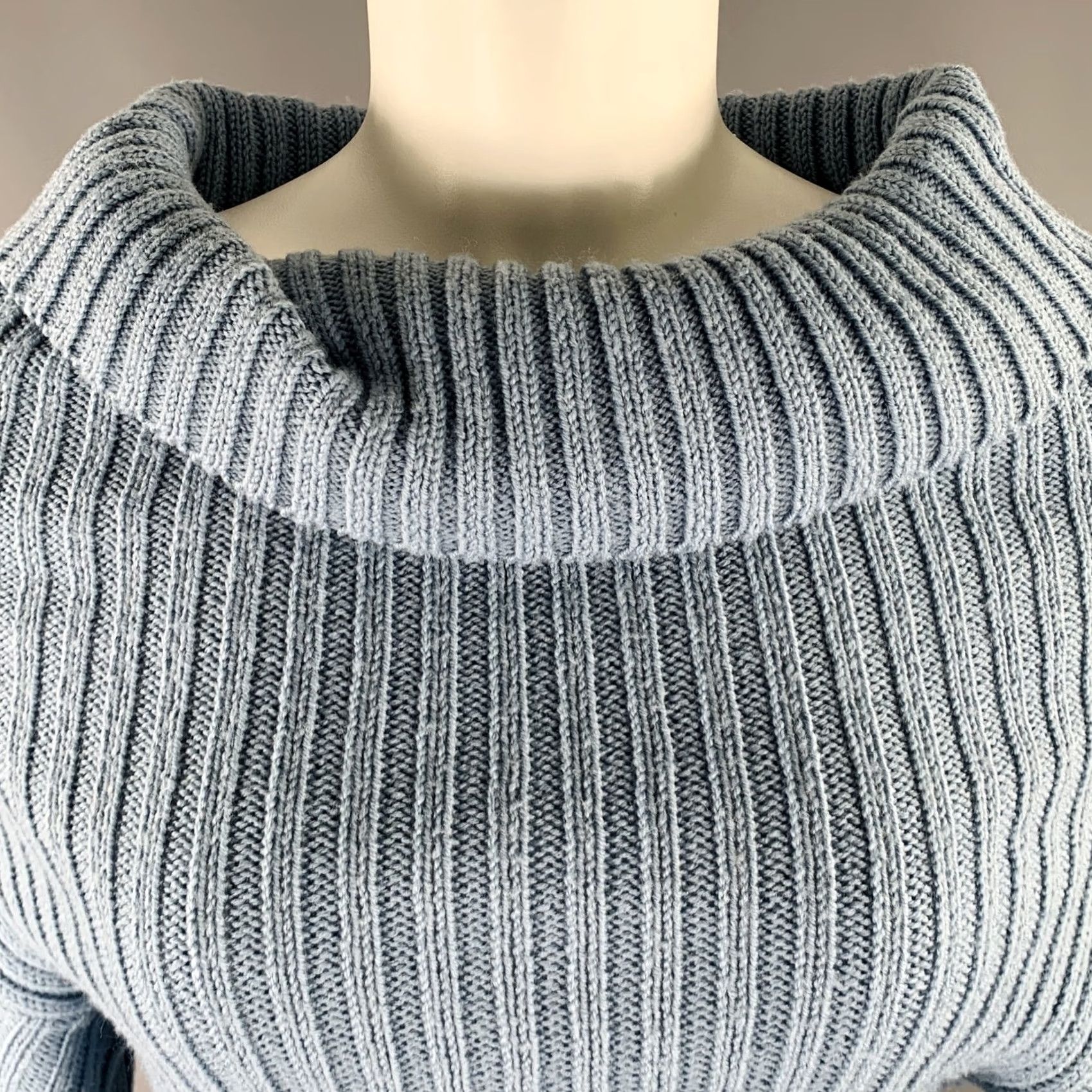Dolce & Gabbana DOLCE & GABBANA Blue Ribbed Turtleneck Sweater Women Size 6 Size M / US 6-8 / IT 42-44 - 2 Thumbnail