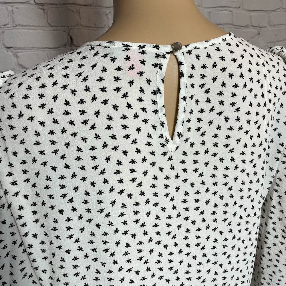 Vince Camuto NWT New Vince Camuto Puff Sleeve Ivory Black Floral Top Blo Size XS / US 0-2 / IT 36-38 - 4 Thumbnail