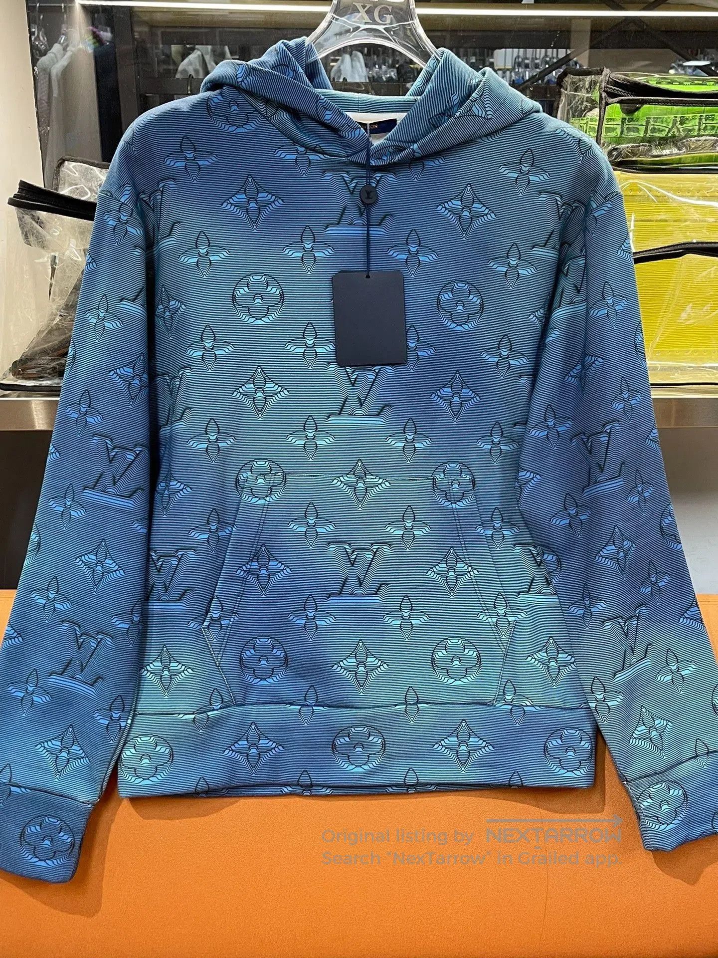 Louis Vuitton Louis Vuitton SS23 Logo Print Unisex Sweatshirt. Size US XS / EU 42 / 0 - 1 Thumbnail