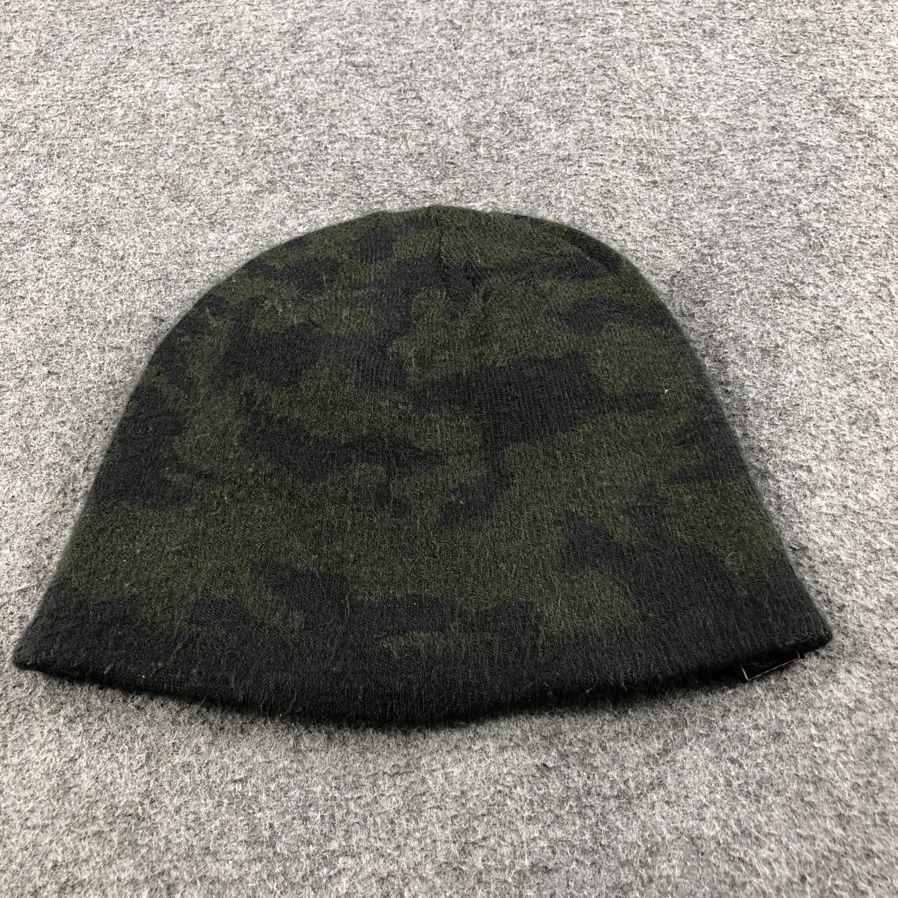 Under Armour Under Armor Camo Beanie Snowcap Snow Hat B308 Size ONE SIZE - 6 Thumbnail