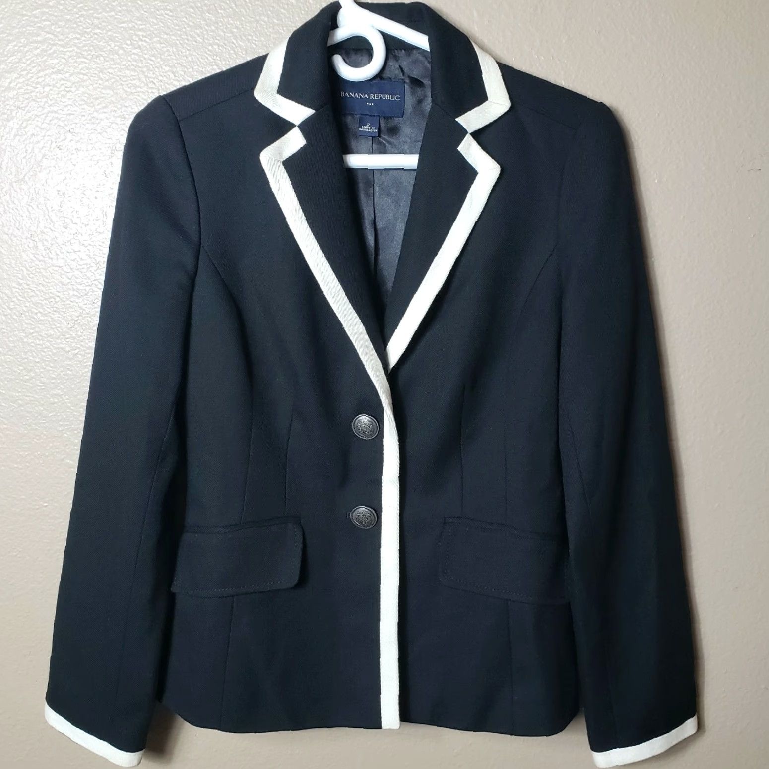 Banana Republic Banana Republic Factory Schoolboy Piped Wool Blend Blazer Size 2 Size XS / US 0-2 / IT 36-38 - 2 Thumbnail