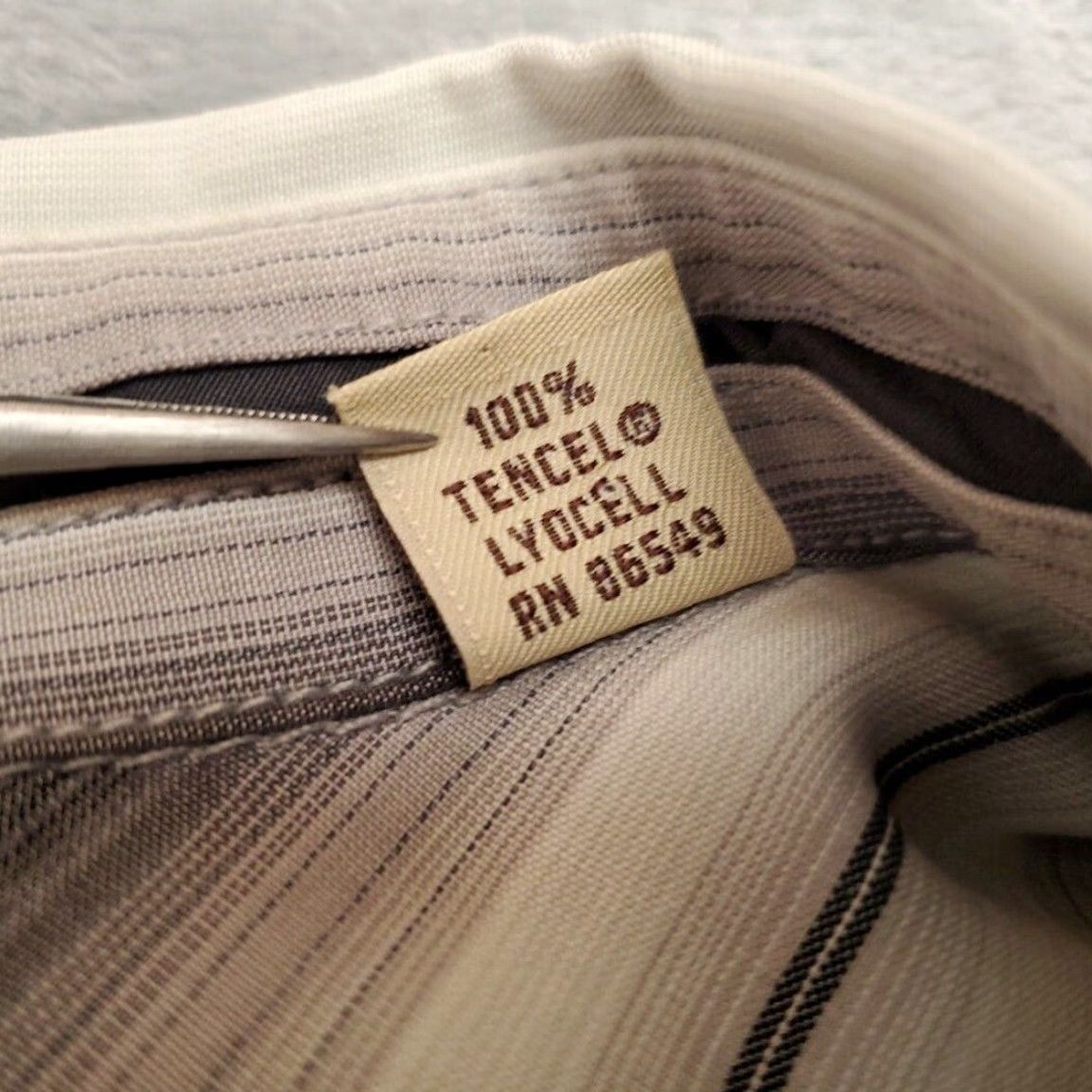 Tommy Bahama Tommy Bahama Shirt Mens XL Gray Striped 100% Tencel Long Sleeve Button-Up Size US XL / EU 56 / 4 - 5 Thumbnail