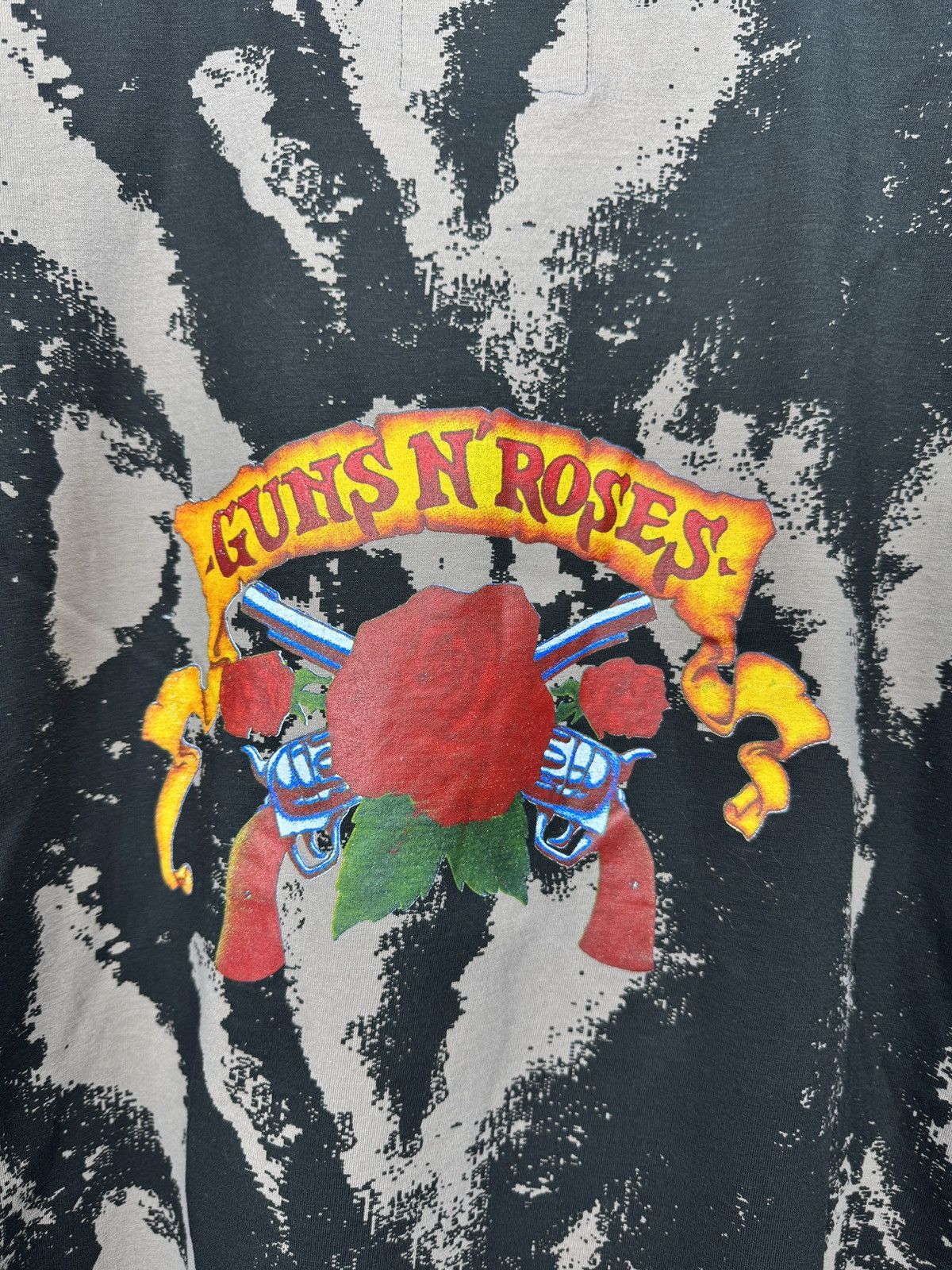 Brockum New Vintage Guns N Roses 1993 Licensed Brockum band T-shirt Size US XL / EU 56 / 4 - 9 Thumbnail
