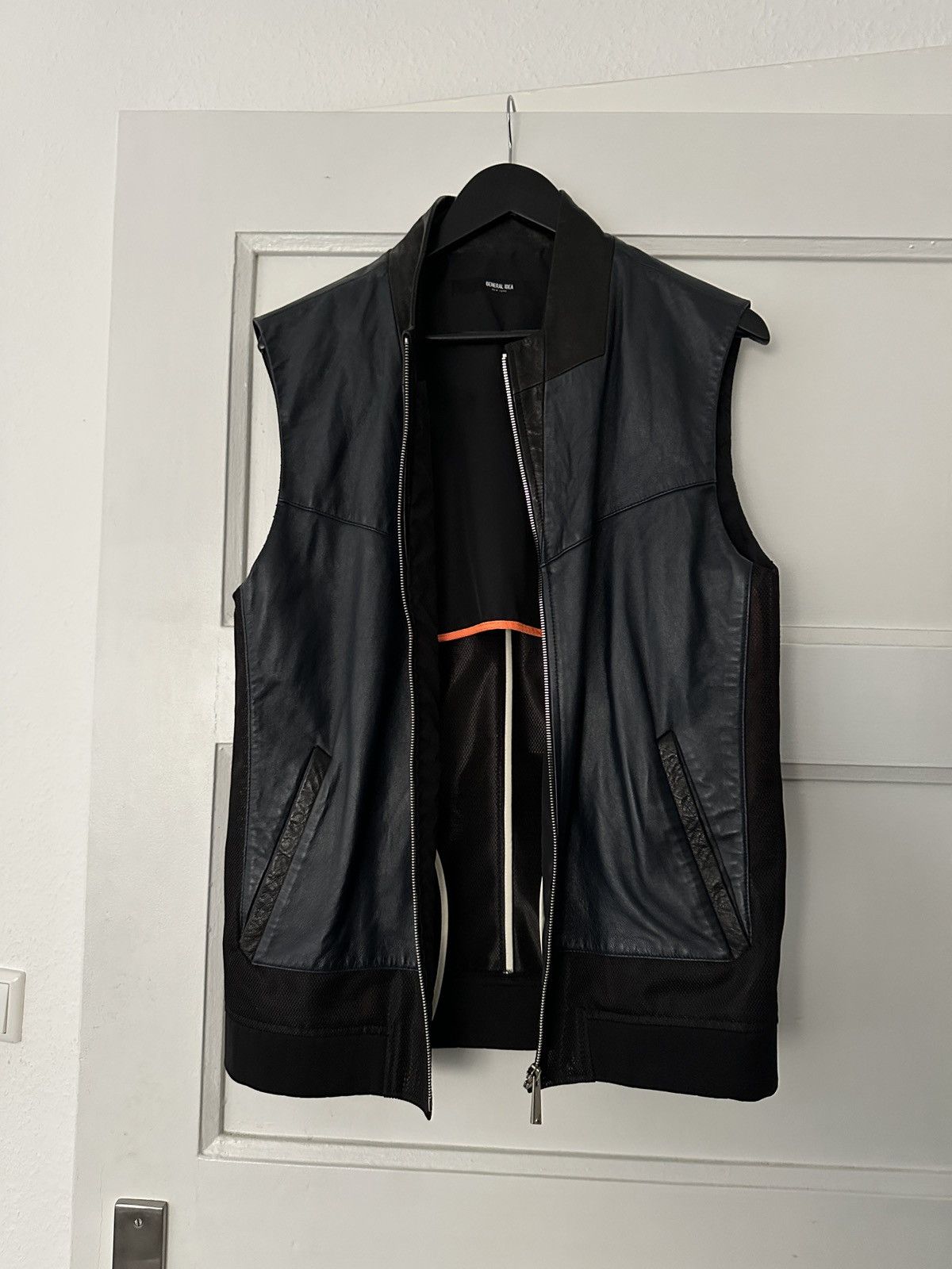 General Idea General Idea leather mesh vest Size US L / EU 52-54 / 3 - 1 Thumbnail
