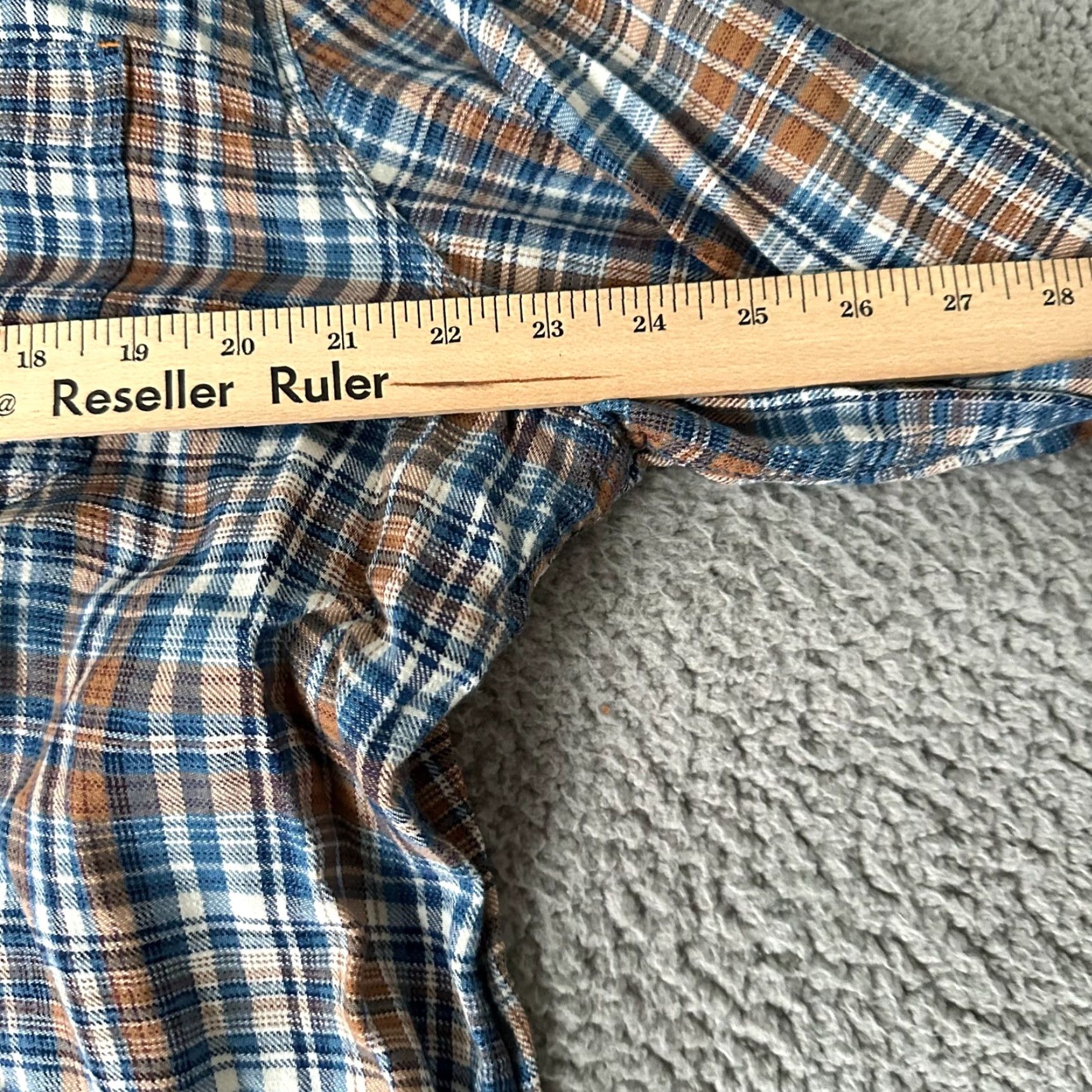 FatFace Fat Face Shirt Adult 2XL Blue Plaid Flannel Cotton Polyester Button-Up with Pockets Mens Casual Workwear 80s 90s Vintage Theme Size US XXL / EU 58 / 5 - 7 Thumbnail