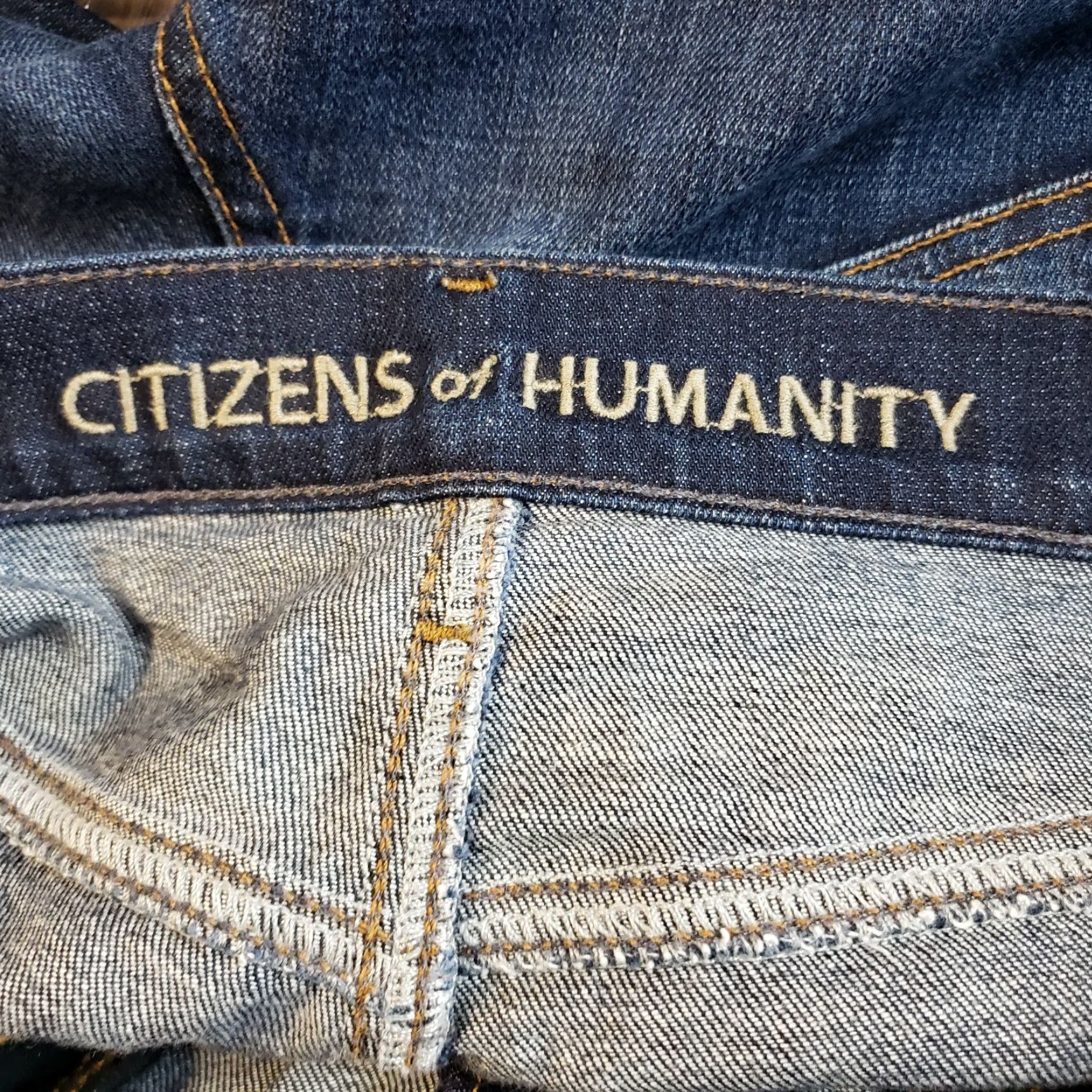 Citizens Of Humanity Citizens of Humanity Womens Dani Cropped Jeans Sz 27 Blue Dark Wash Cropped Straight Leg Denim Cotton Blend Zip Button Rise 8.5 Inseam 23 In Womens Size 27" / US 4 / IT 40 - 6 Thumbnail