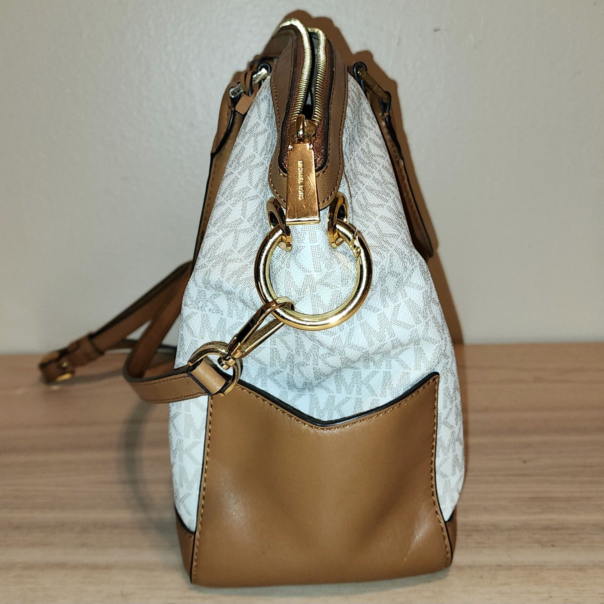 Michael Kors Michael Kors Signature Beckett Lg Satchel Acorn Vanilla Bag Size ONE SIZE - 2 Thumbnail