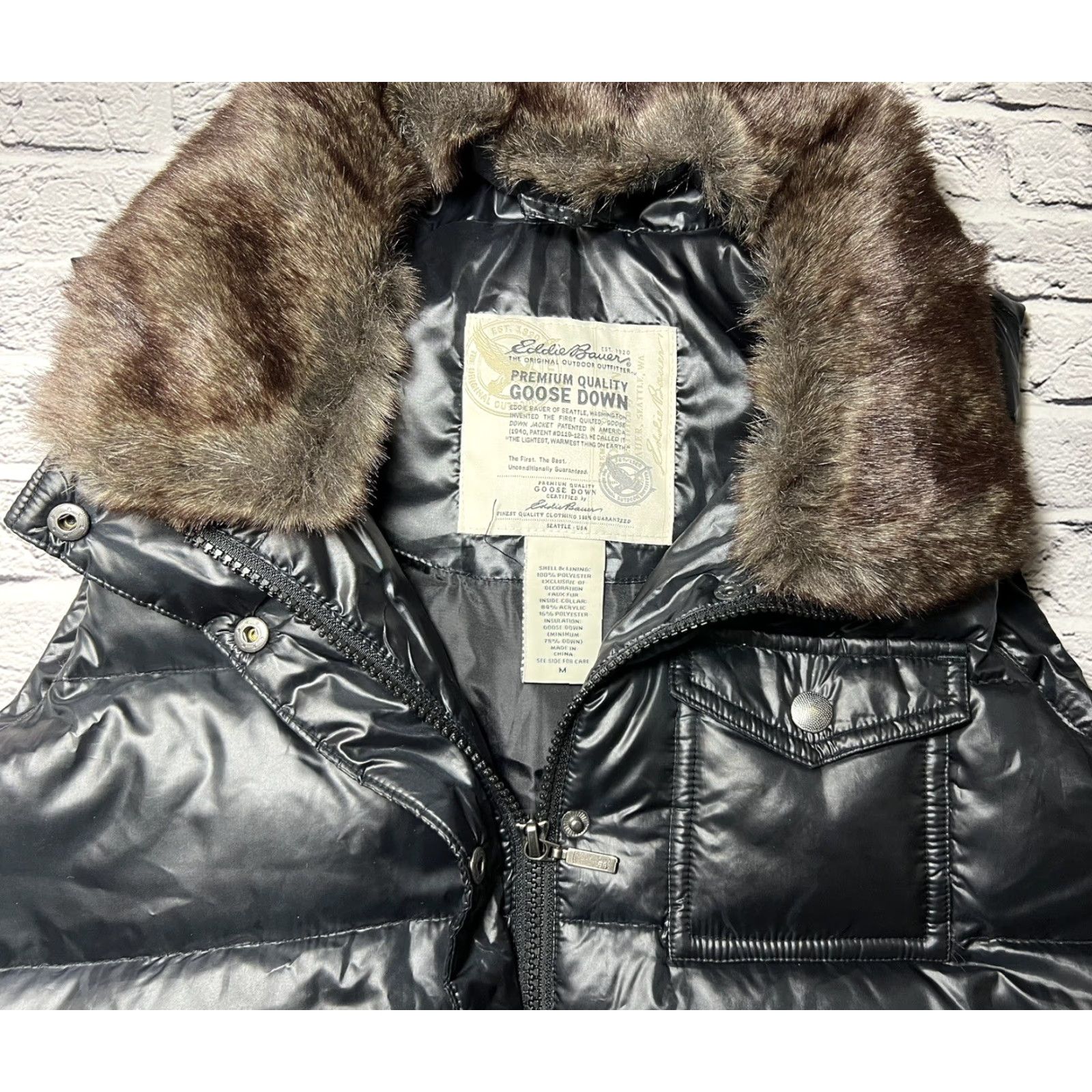 Eddie Bauer Eddie Bauer Women’s Vest Puffer Vest Black Down Faux Fur Collar M EXCELLENT Regular Sleeveless Zip Snap Size M / US 6-8 / IT 42-44 - 3 Thumbnail