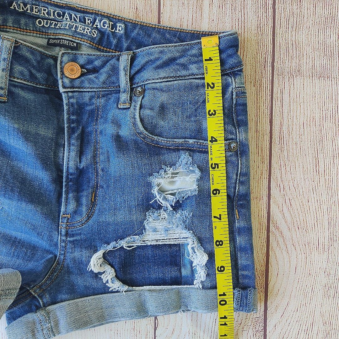 American Eagle Outfitters Super Hi-Rise Shortie cuffed denim shorts 4 Size 27" / US 4 / IT 40 - 4 Thumbnail