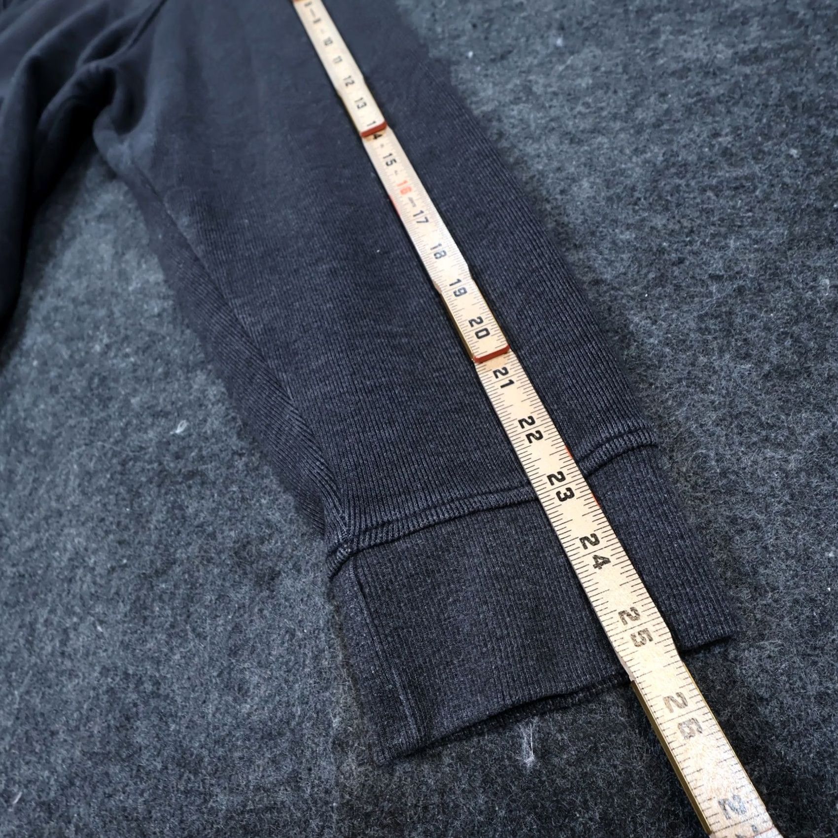 Van Heusen Van Heusen Pullover Mens XL Charcoal Grey Quarter Zip Ribbed Texture Excellent Size US XL / EU 56 / 4 - 4 Thumbnail