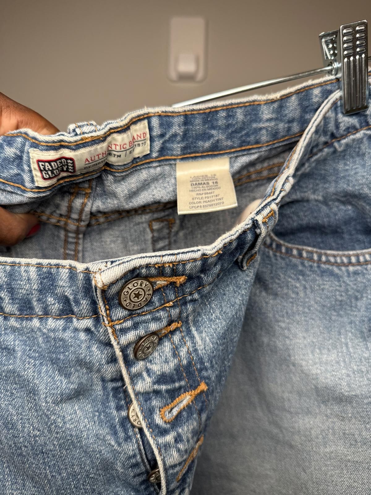 Designer Vintage 90s Y2K Denim Jean Button Up Shorts Size 40" / US 18 - 4 Thumbnail