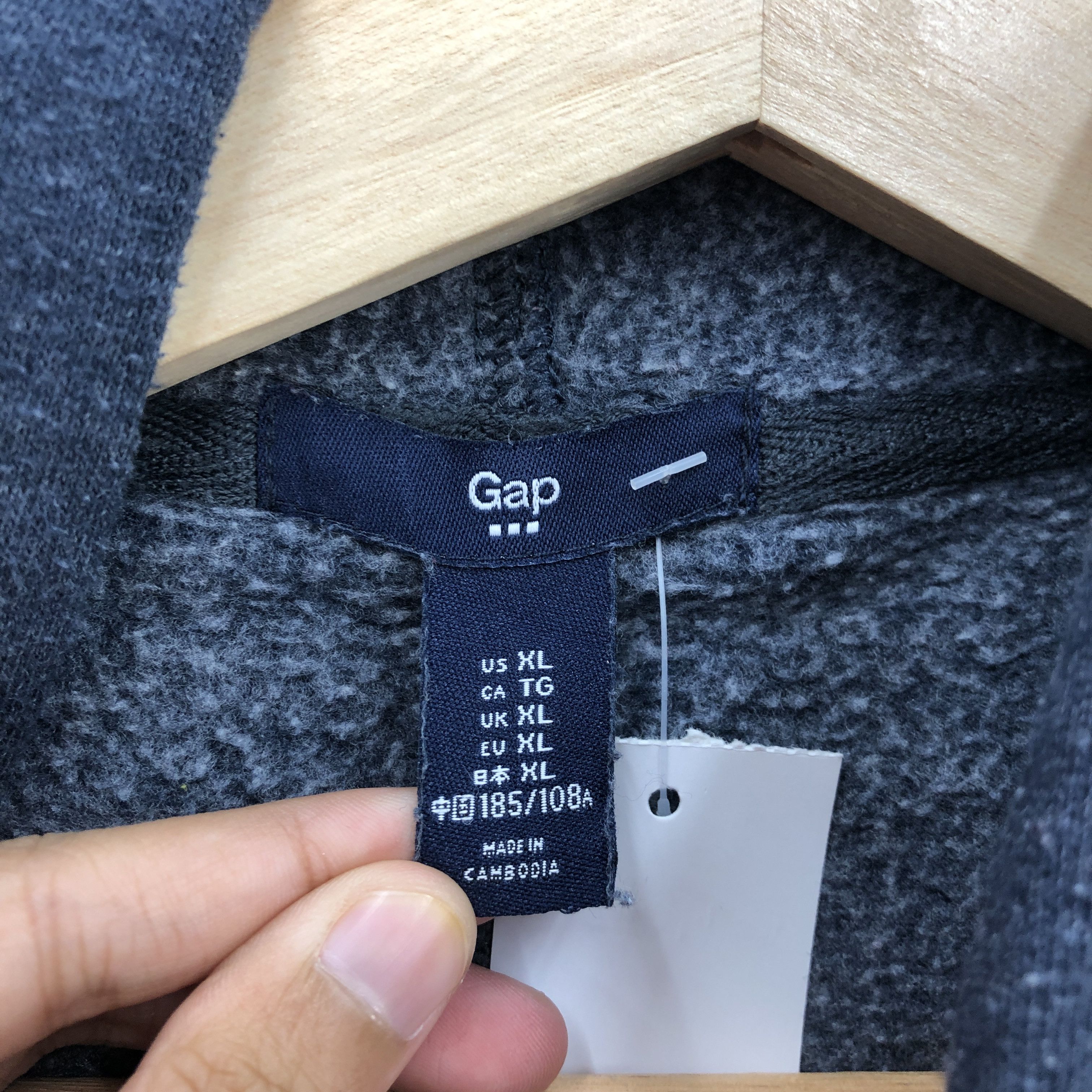Gap × Vintage Gap Sweater Hoodie GAP Sweatshirt Yezzy Gap Hoodie Jumper Size US XL / EU 56 / 4 - 4 Thumbnail