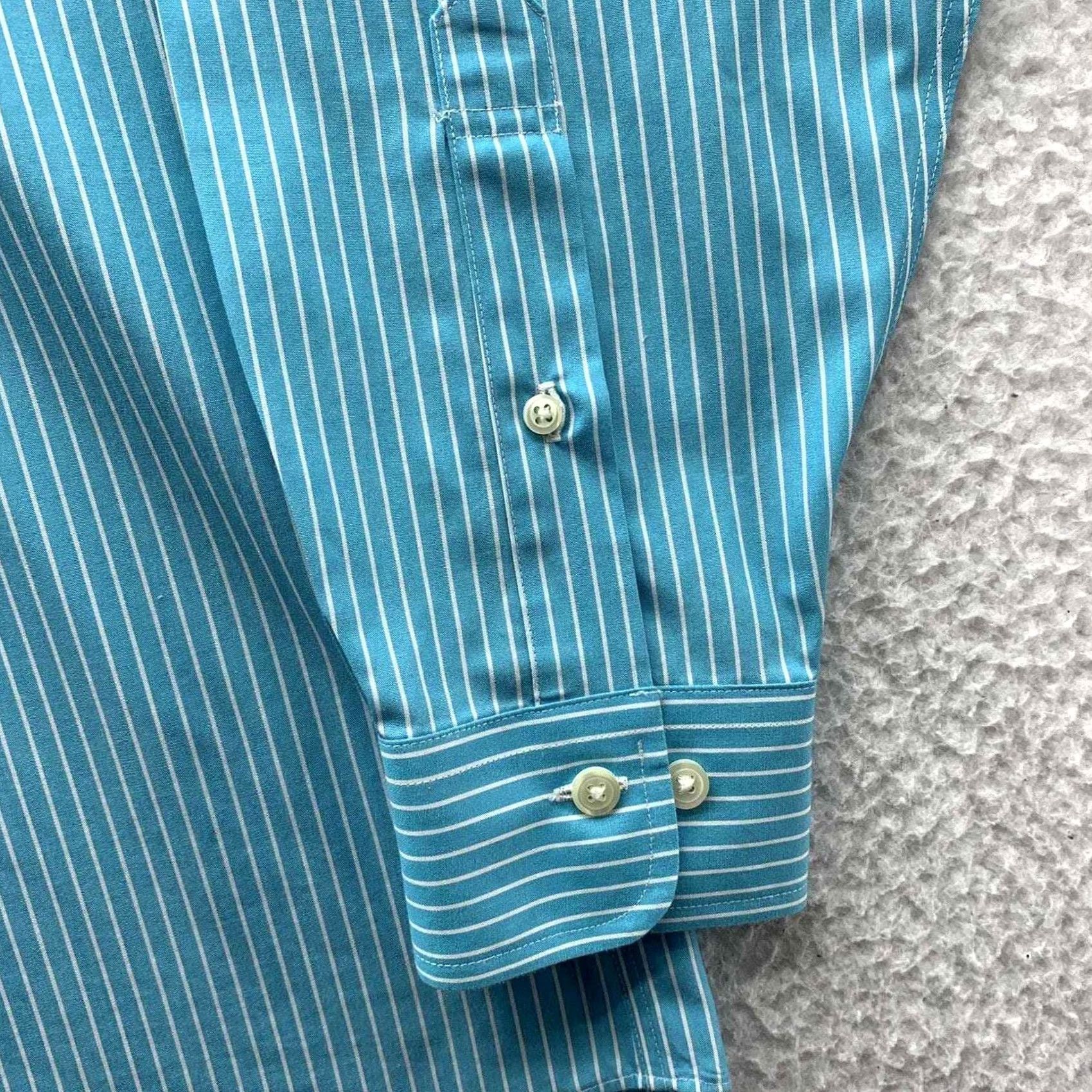 Brooks Brothers Brooks Brothers Button Up Shirt Mens Medium Non Iron Blue White Preppy Dad 346 Size US M / EU 48-50 / 2 - 2 Thumbnail