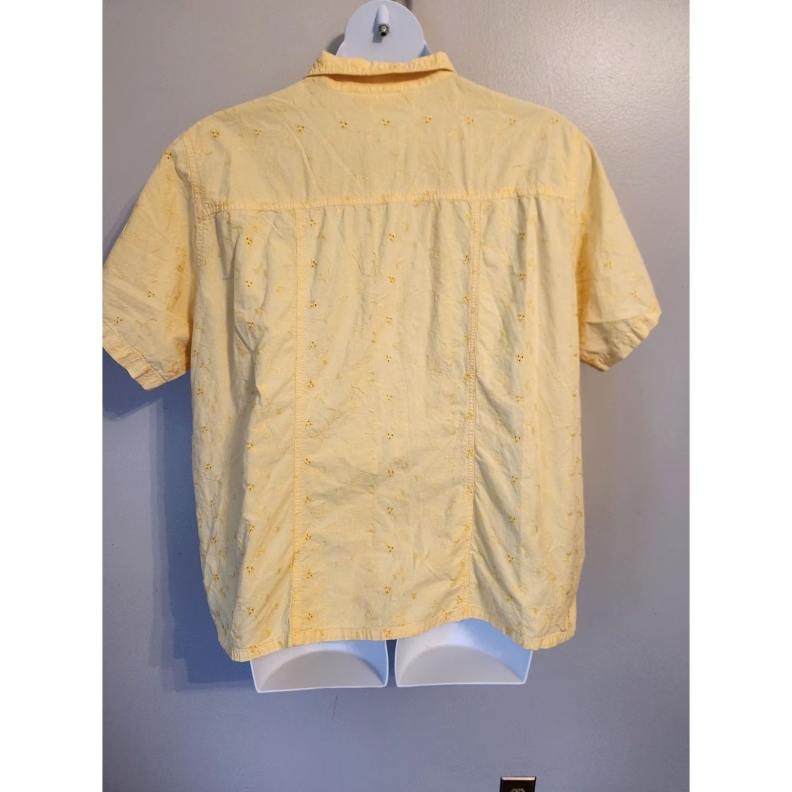 Vintage Bobbie Brooks Woman Yellow Floral Embroidered Short Sleeve Camp Shirt 26 28 Size 4XL / US 24-26 - 6 Thumbnail