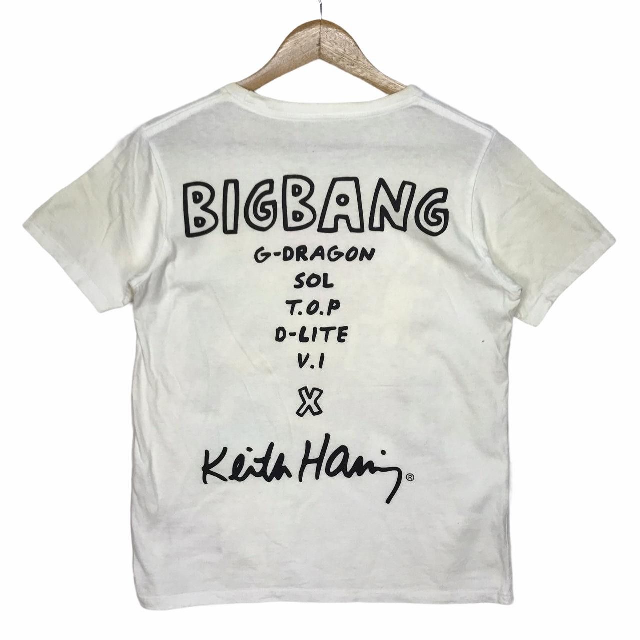 Keith Haring Vintage BIGBANG X KEITH HARING Big Logo Spell Out Size US S / EU 44-46 / 1 - 3 Thumbnail