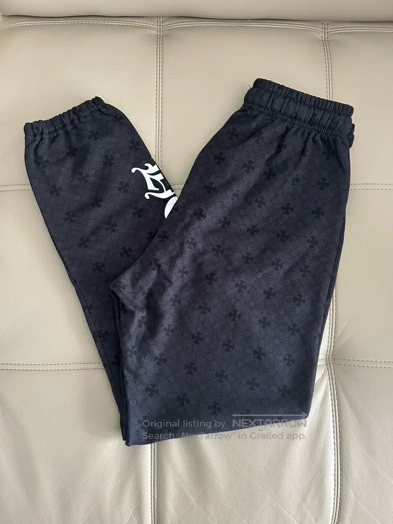 Chrome Hearts CHROME HEARTS Size M Black dark printed sweatpants Size US 31 - 2 Thumbnail