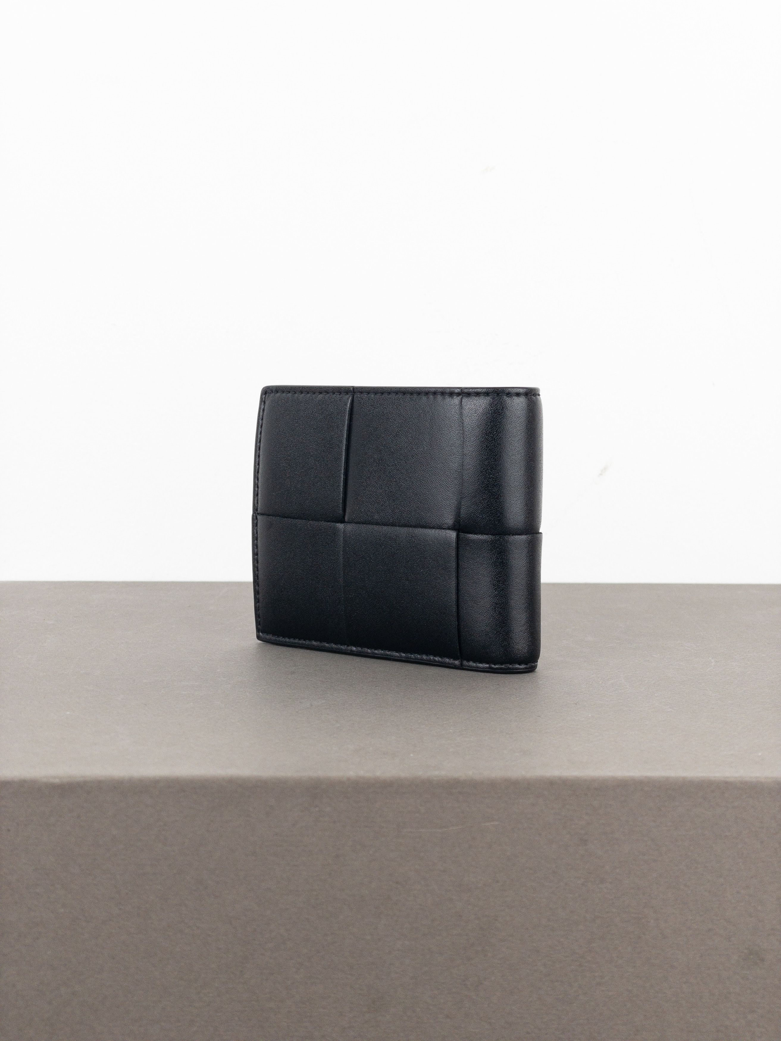 Bottega Veneta Bottega Veneta Cassette Bi-Fold Wallet Leather Black Size ONE SIZE - 4 Thumbnail