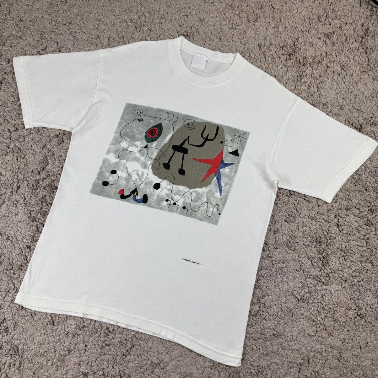 Vintage Vintage Fundació Joan Miró Art Woman Dreaming of Escape Tee Size US L / EU 52-54 / 3 - 4 Thumbnail