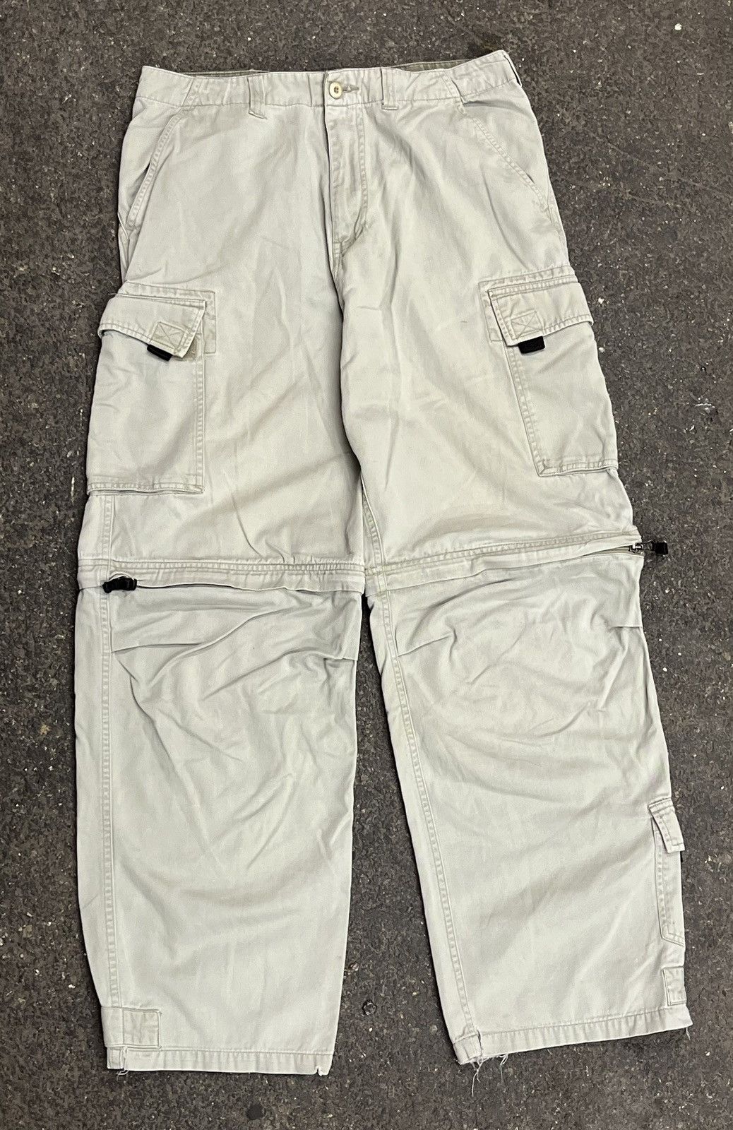 Vintage Y2k baggy fit multi pocket tactical cargo pants wide leg Size US 32 / EU 48 - 1 Thumbnail