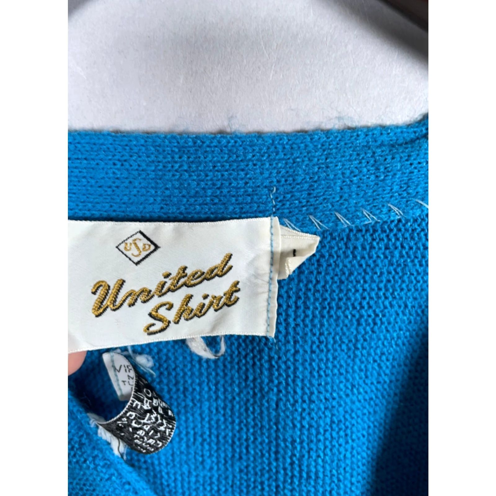Etro VINTAGE United Shirt Men's Cardigan Sweater Adult Large Fall Lightweight Knit Preppy 80s Retro Blue Size US L / EU 52-54 / 3 - 3 Thumbnail