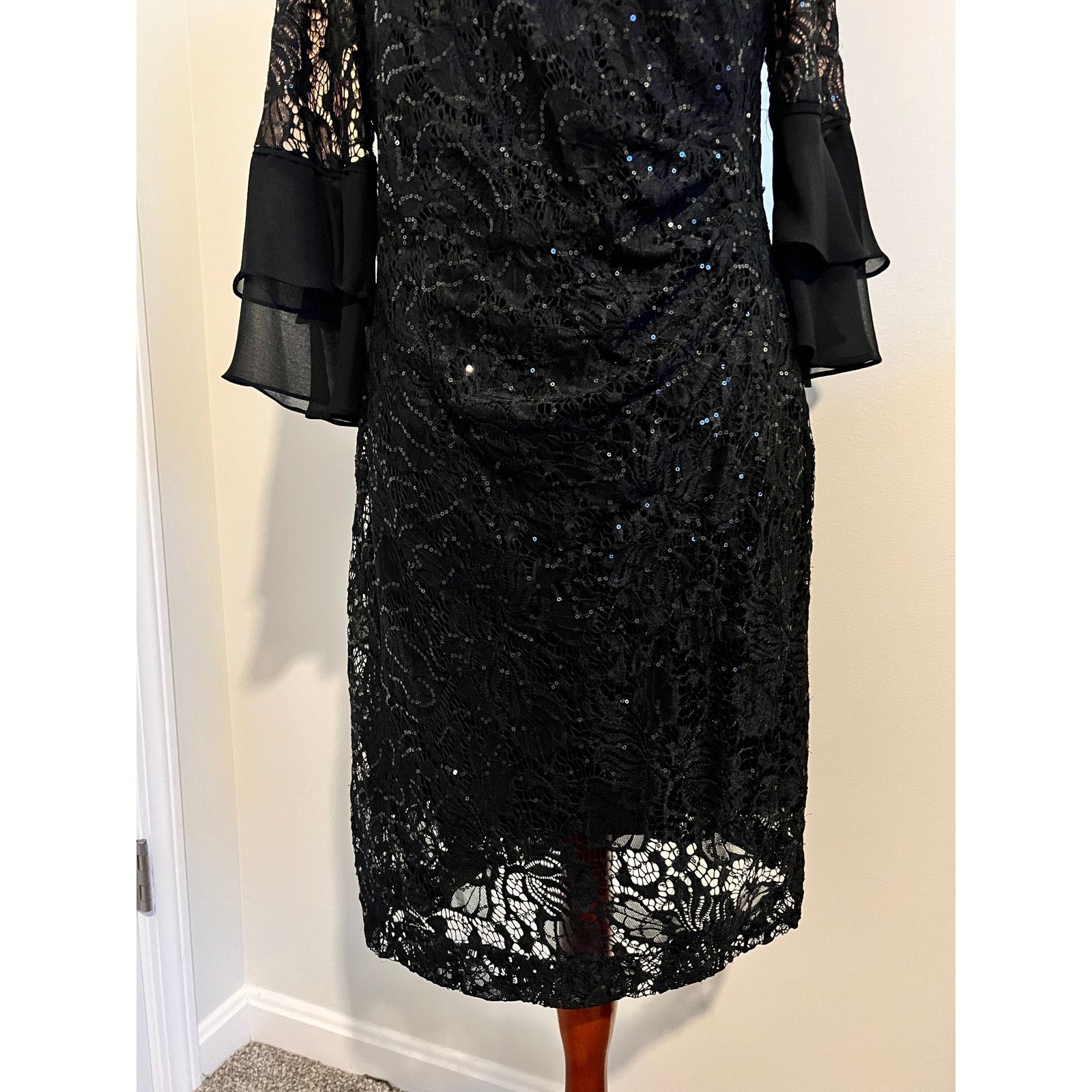 Lauren Ralph Lauren Lauren Ralph Lauren Floral Lace Knee Length Dress Size 14 Size XL / US 12-14 / IT 48-50 - 2 Thumbnail