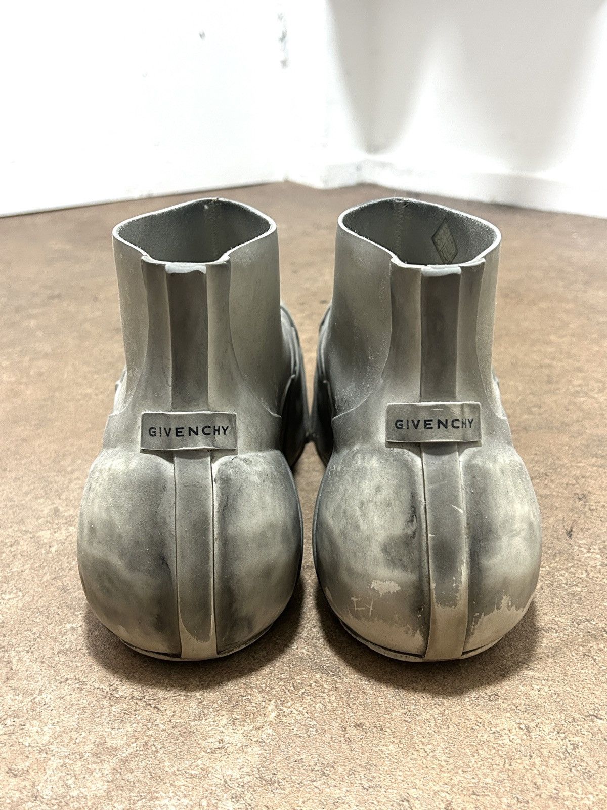 Givenchy Givenchy White Rain ‘Show’ Boot Size US 9 / EU 42 - 4 Thumbnail