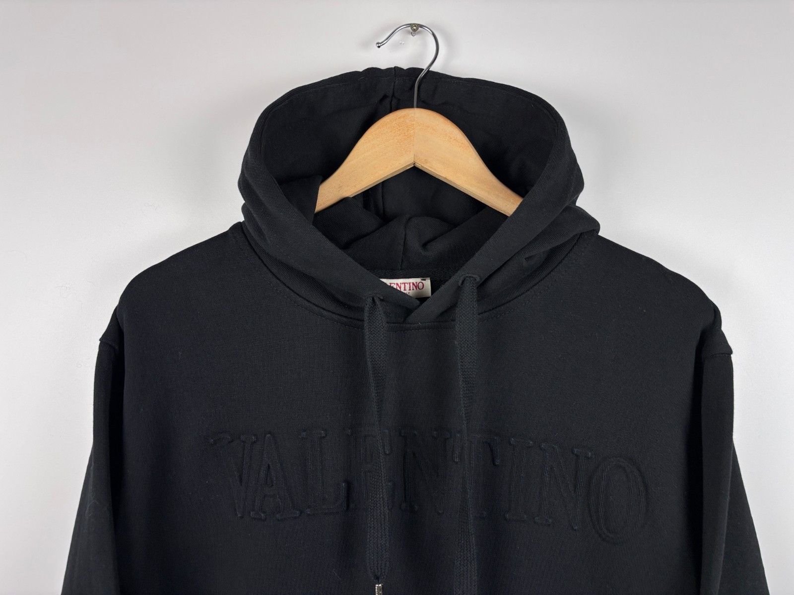 Valentino Womens Valentino Embossed Logo Hoodie Black Size L Size L / US 10 / IT 46 - 2 Thumbnail