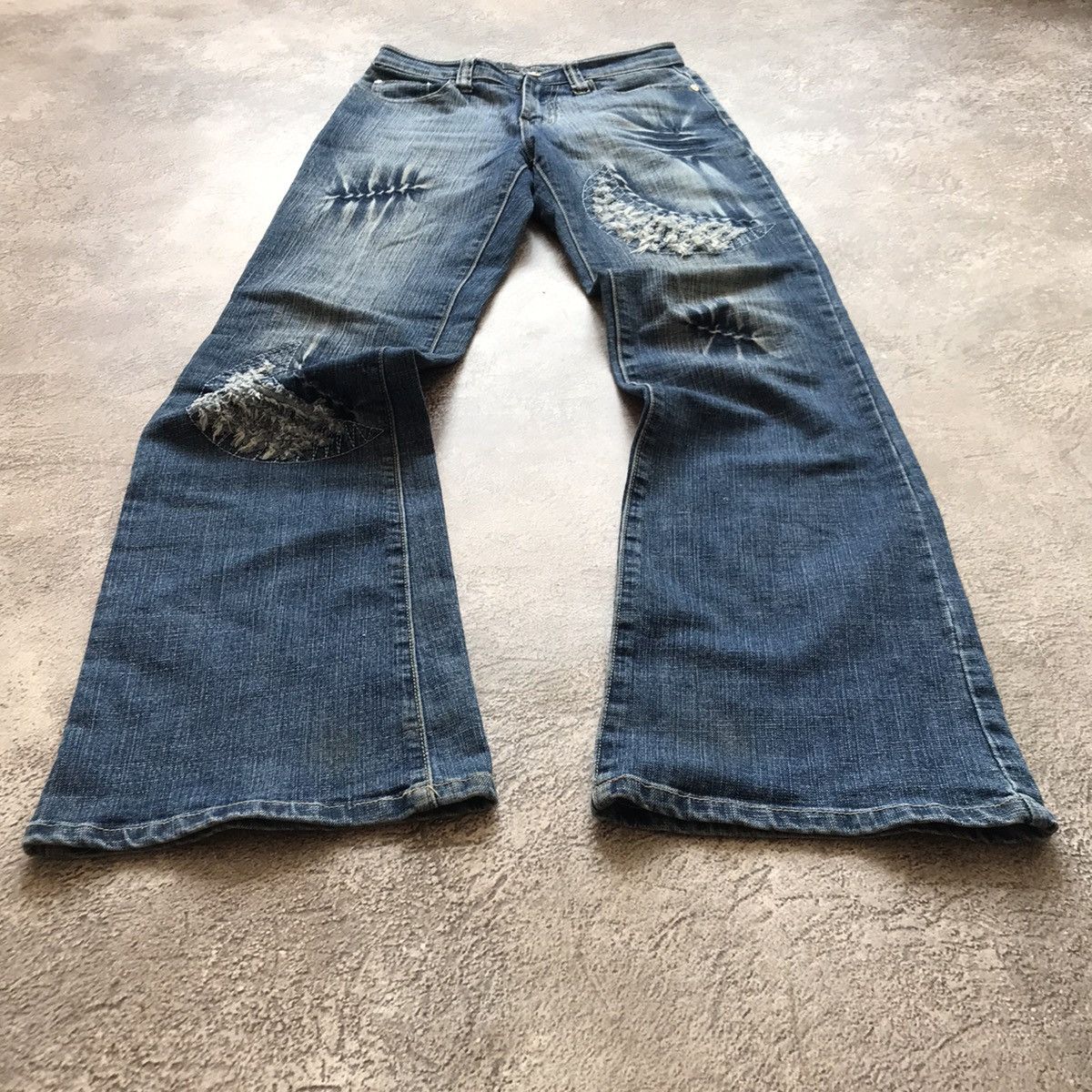 Vintage Vintage 90s Distressed Flared Jeans Grunge Low Rise Slim 27 Size 27" / US 4 / IT 40 - 1 Thumbnail