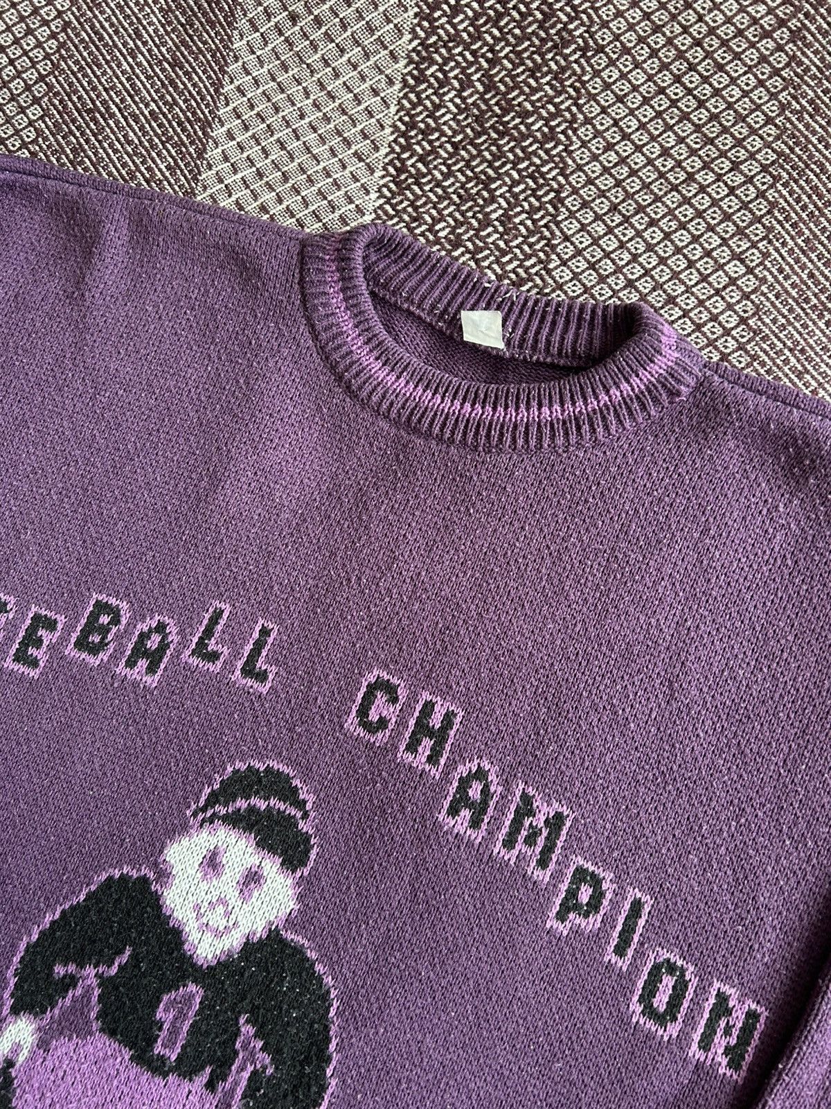 Vintage Vintage Boxy Fit Big Logo Crewneck Y2K Sweater Size XL Size US XL / EU 56 / 4 - 7 Thumbnail