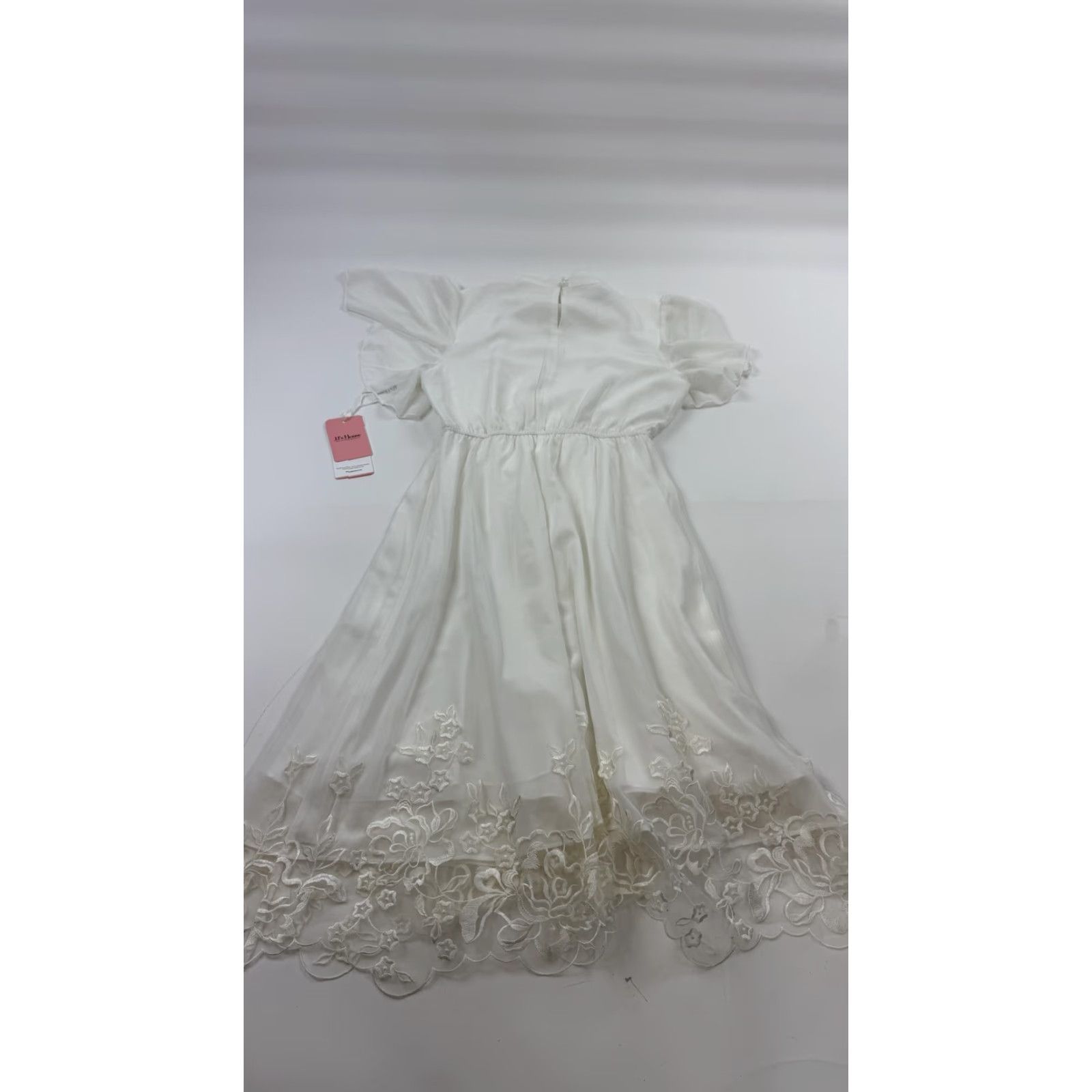 Vintage JJ's House Dress Womens Medium White Floral Embroidered Hem A-Line Short Sleeve Size 32" / US 10 / IT 46 - 5 Thumbnail