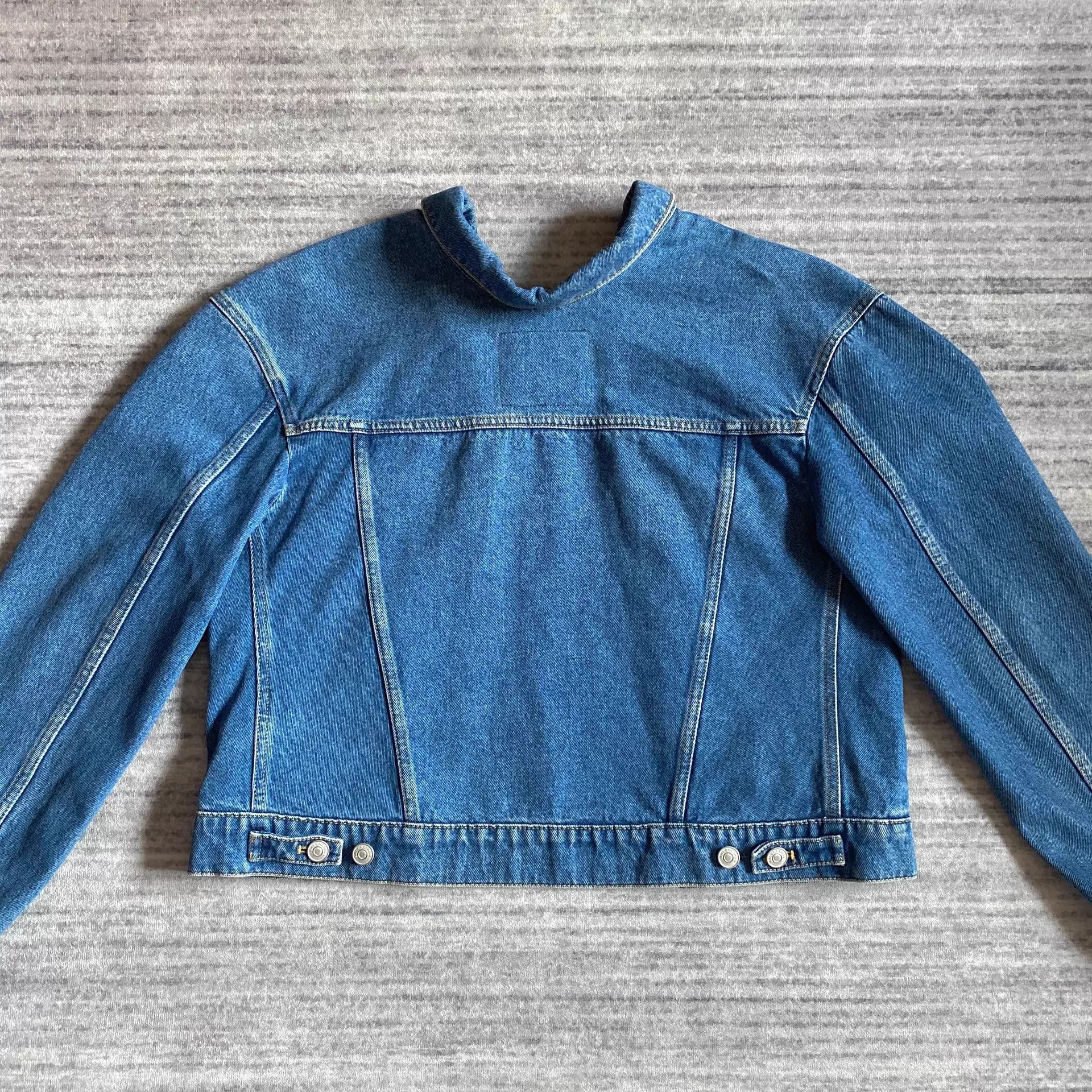 Balenciaga Balenciaga Decon Washed Denim Unisex Jacket 34 Worn Once Size XS / US 0-2 / IT 36-38 - 2 Thumbnail