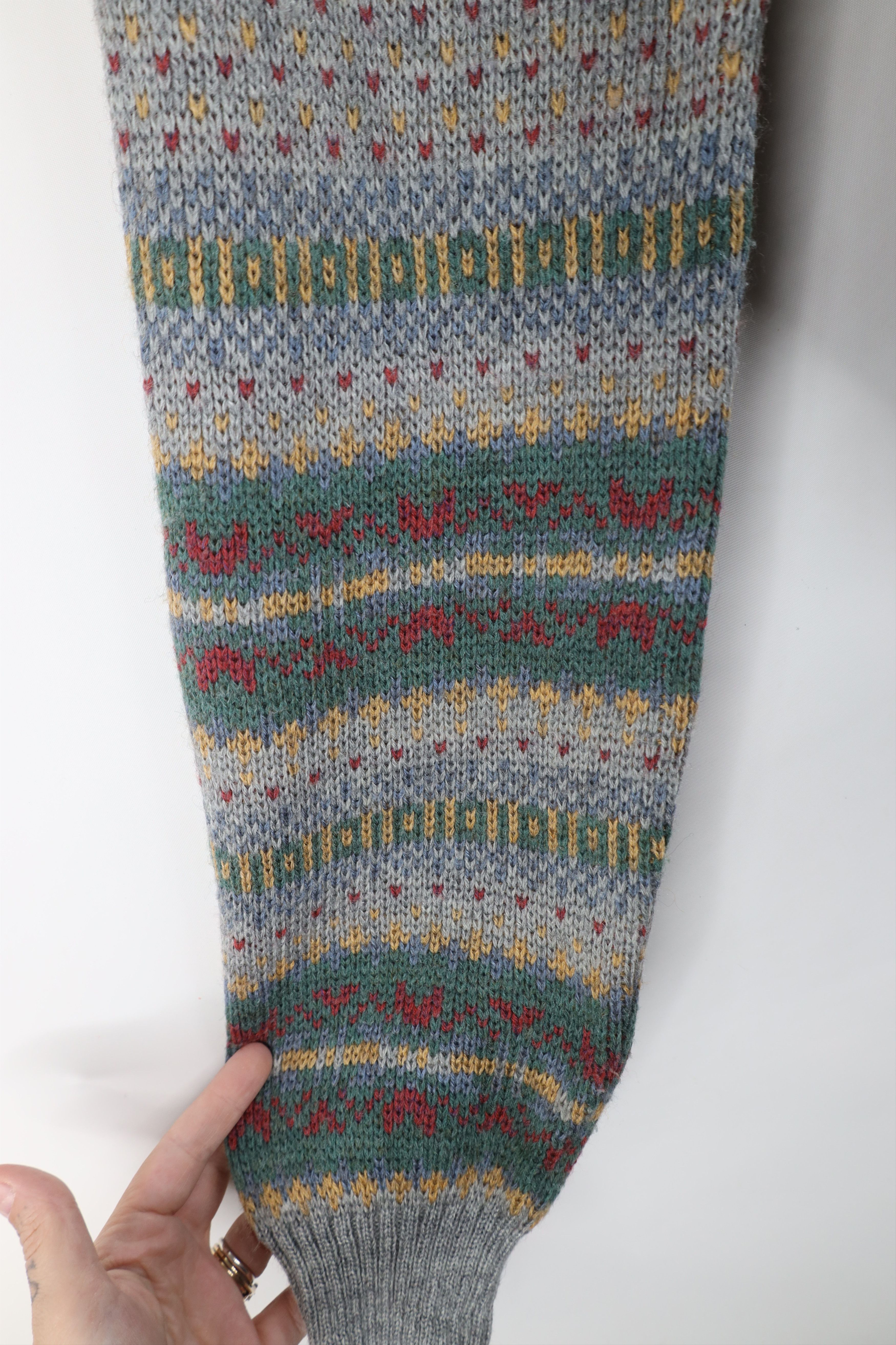 Vintage Vintage 70s Streetwear Rainbow Fair Isle Knit Sweater Size L / US 10 / IT 46 - 9 Thumbnail