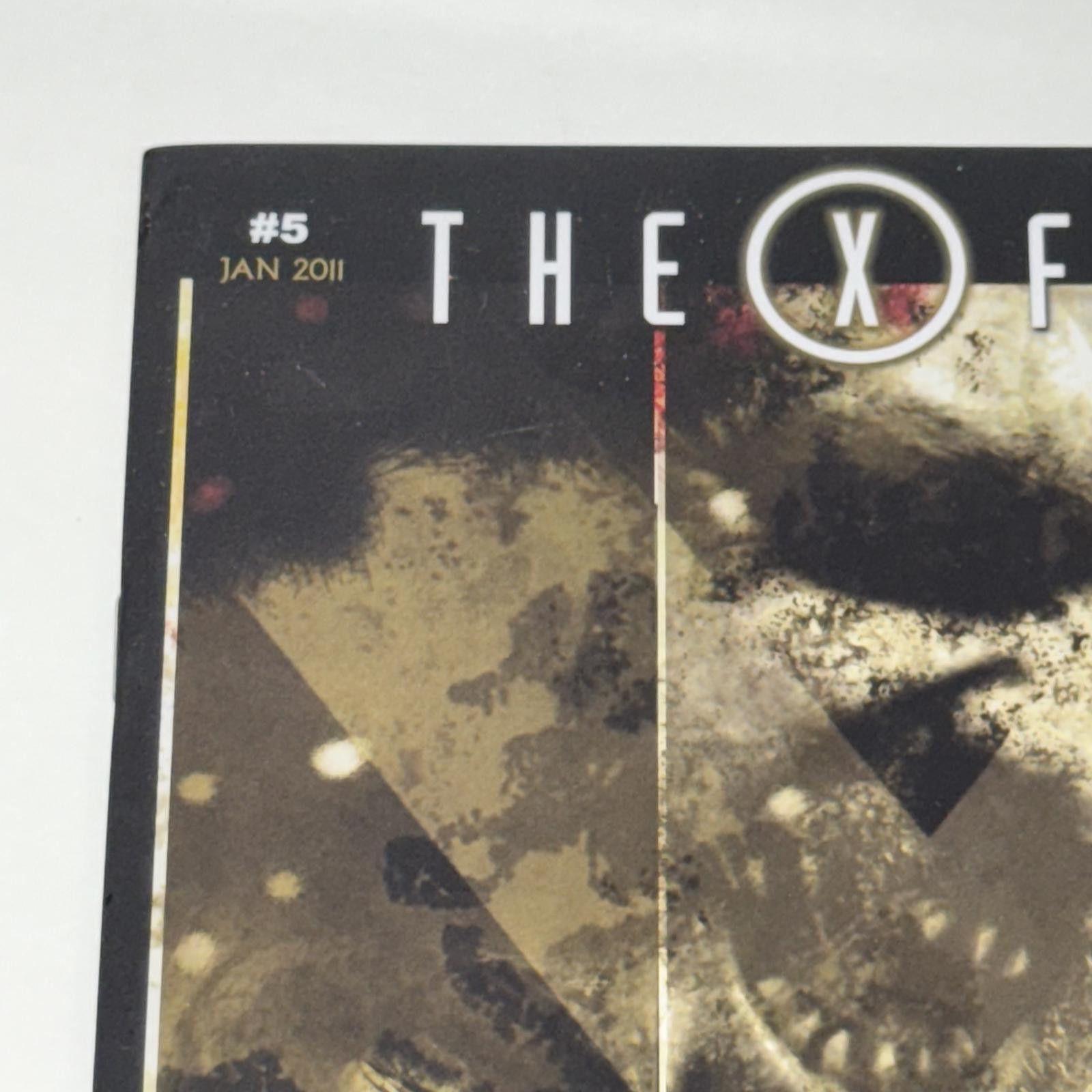 Designer IDW Wildstorm The X Files #5 JAN 2011 30 Days of Night Comic Size ONE SIZE - 4 Thumbnail