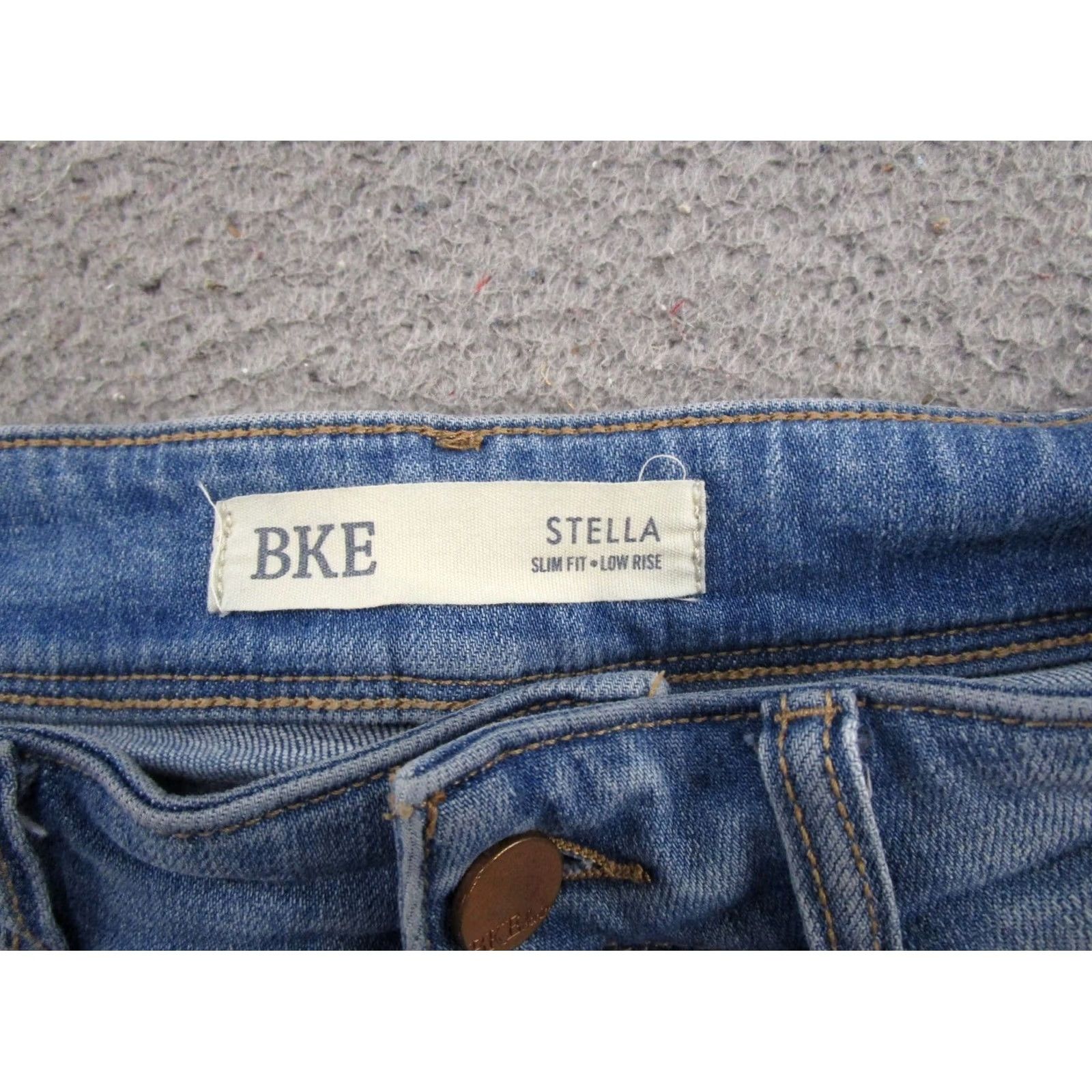 Vintage BKE Buckle Jeans Slim Denim Blue 5-Pocket Regular Size 29 Women Stretch Vintage: No Shirt? Size 29" - 3 Thumbnail