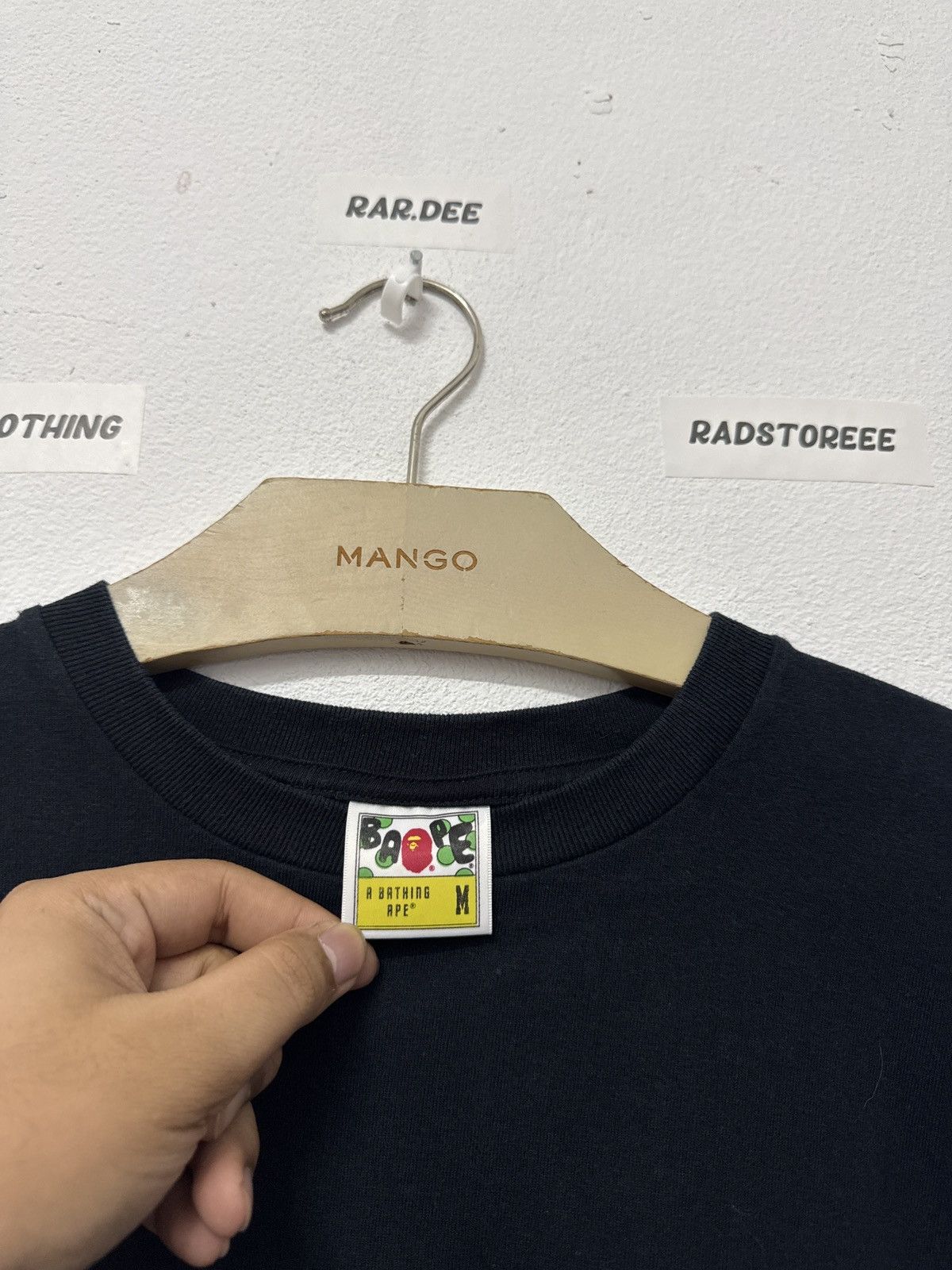 Bape A Bathing Ape White Big Head Spellout Tee Size US M / EU 48-50 / 2 - 4 Thumbnail