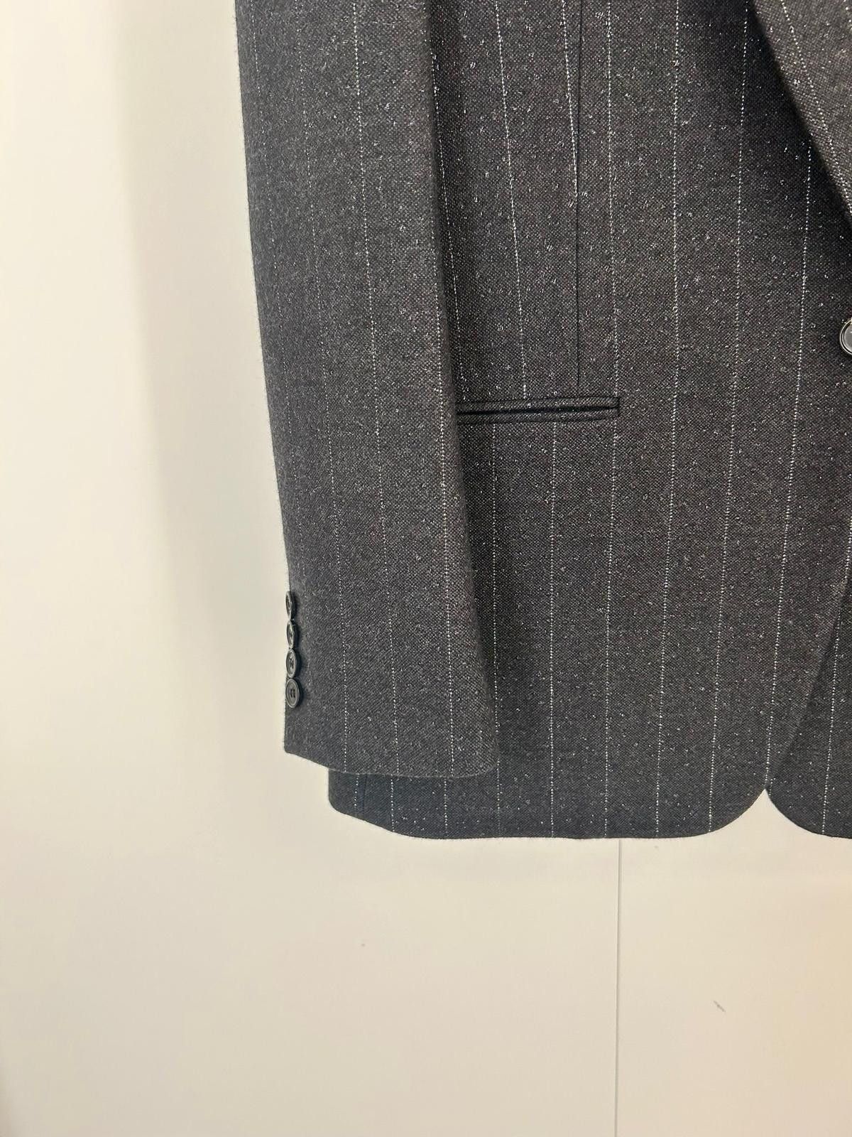 Saint Laurent Paris Single-Breasted jacket made with responsible wool Size 48R - 4 Thumbnail