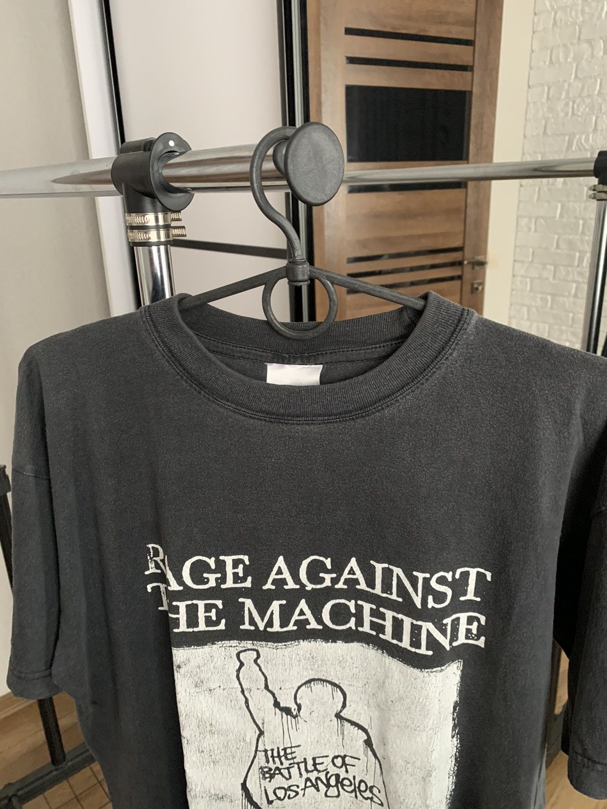 Band Tees 1999 Rage Against The Machine Battle LA Vintage T-Shirt Tee Size US L / EU 52-54 / 3 - 7 Thumbnail