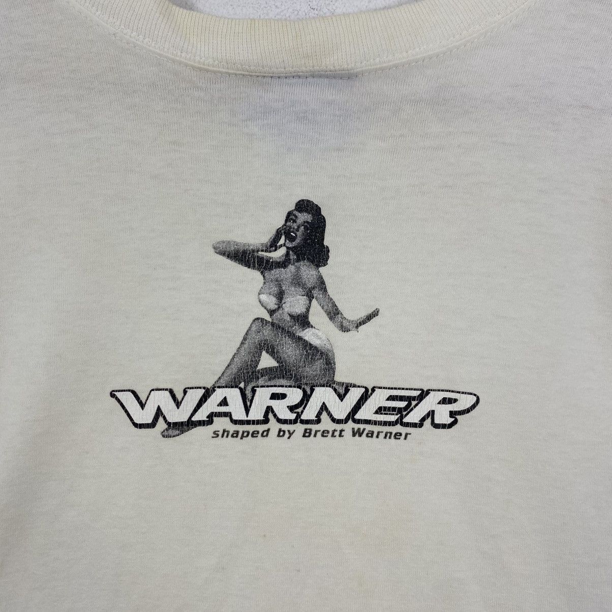 Vintage 90s MCD X Warner Surf Pinup Girl Tee Australia Made XL Size US XL / EU 56 / 4 - 5 Thumbnail