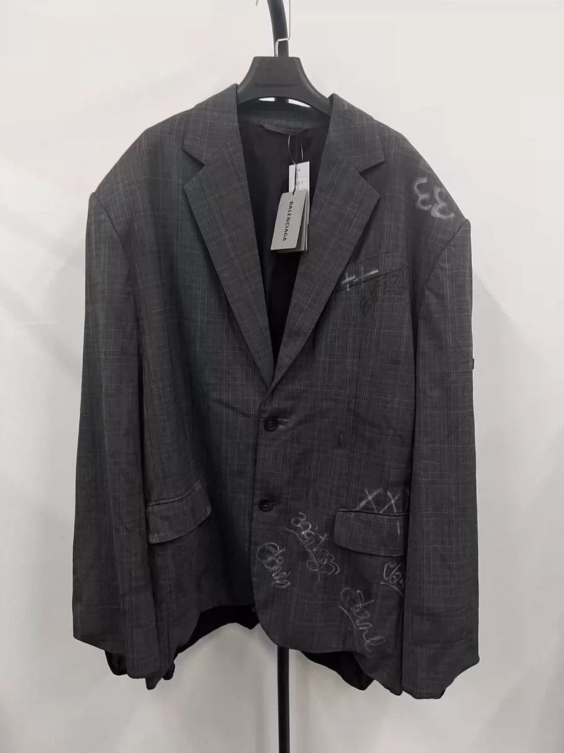 Balenciaga Balenciaga Graffiti Print Blazer Size 2-dmc Size US M / EU 48-50 / 2 - 1 Thumbnail