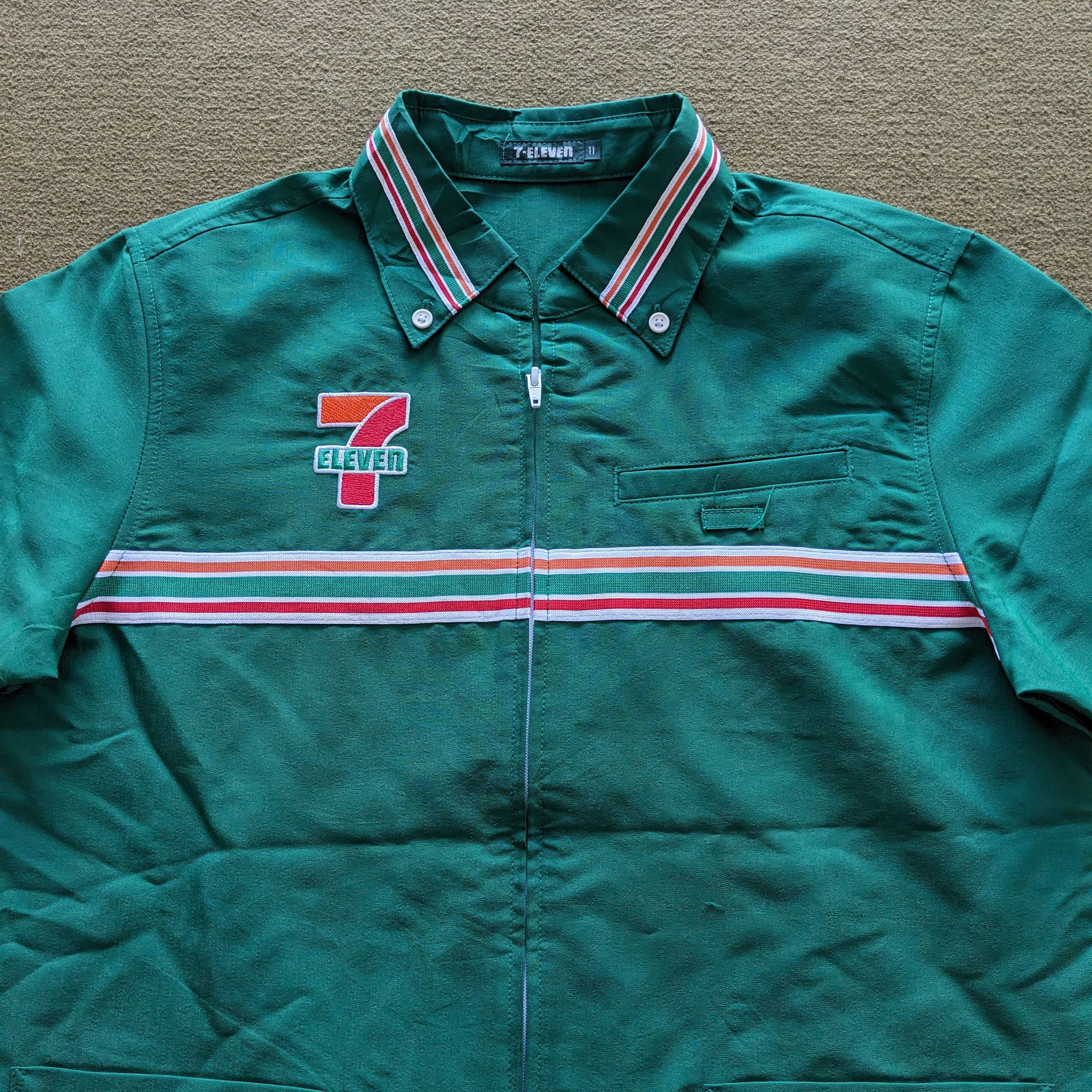 Japanese Brand Vintage 7 ELEVEN Uniform Workers Shirts Size US S / EU 44-46 / 1 - 2 Thumbnail