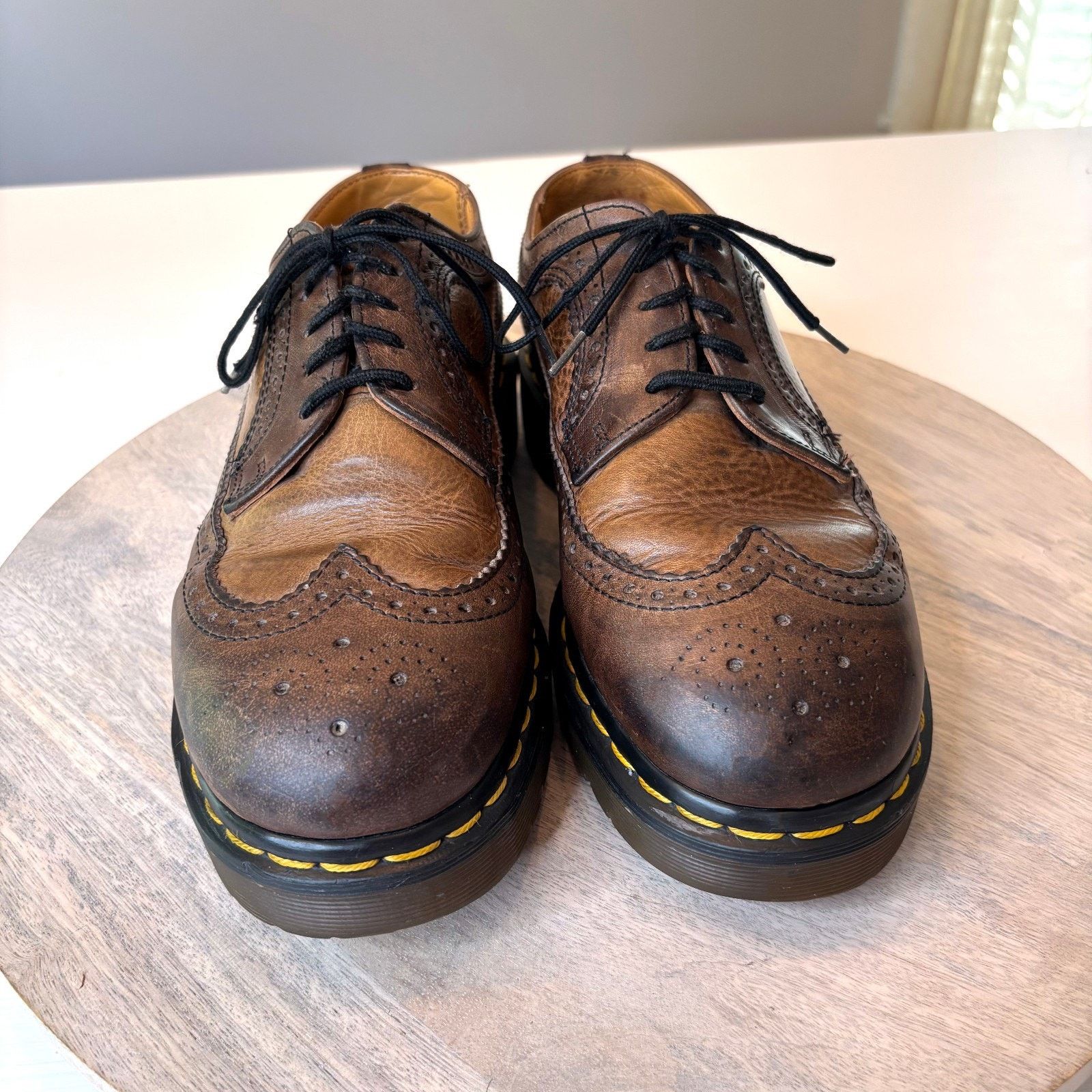Dr. Martens Dr. Martens Vintage England Brown Brogue Oxford Shoes Size 7 Size US 7 / EU 40 - 4 Thumbnail