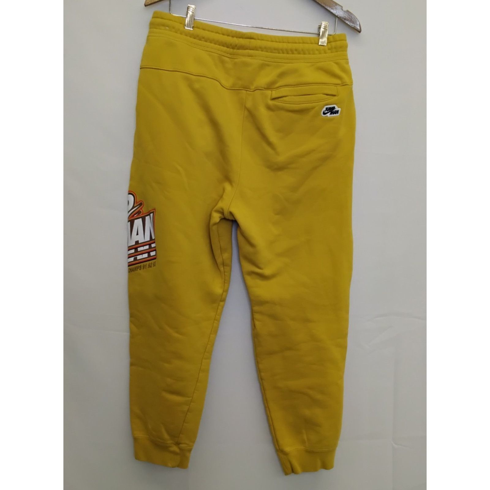 Nike Nike Jump Man Jordan Joggers Men's L Yellow NBA World Champs Size US 38 / EU 54 - 3 Thumbnail