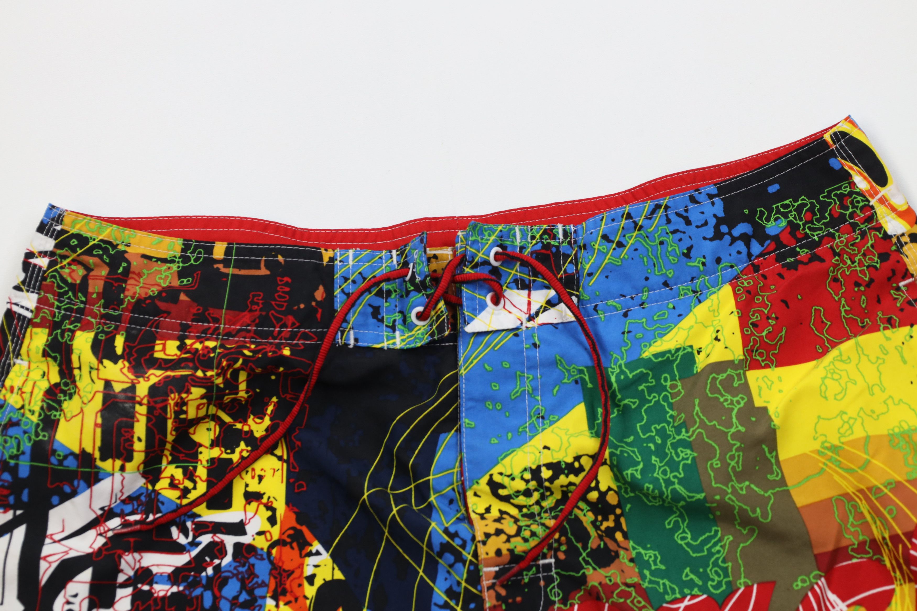Vintage Vintage 90s Y2K Streetwear Graffiti Fire Flames Board Shorts Size US 36 / EU 52 - 2 Thumbnail