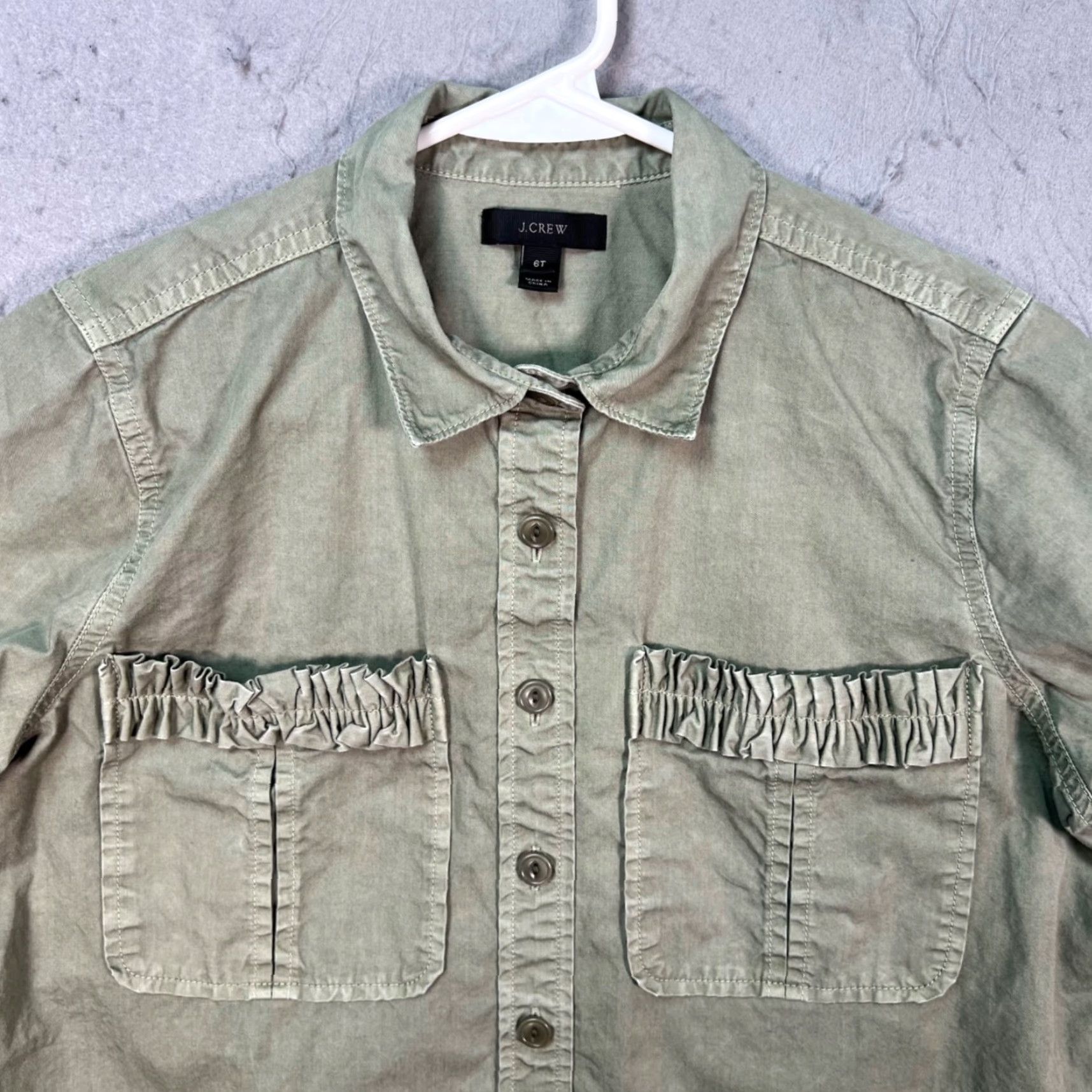 J.Crew J. Crew Button-Up Shirt Womens 6 Tall Olive Green 100% Cotton Pockets Ruched Short Sleeve Casual Vintage No Size M / US 6-8 / IT 42-44 - 7 Thumbnail