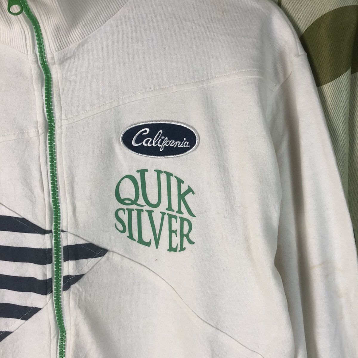 Quiksilver D Quiksilver vintage White sweater #7433 Size US L / EU 52-54 / 3 - 5 Thumbnail