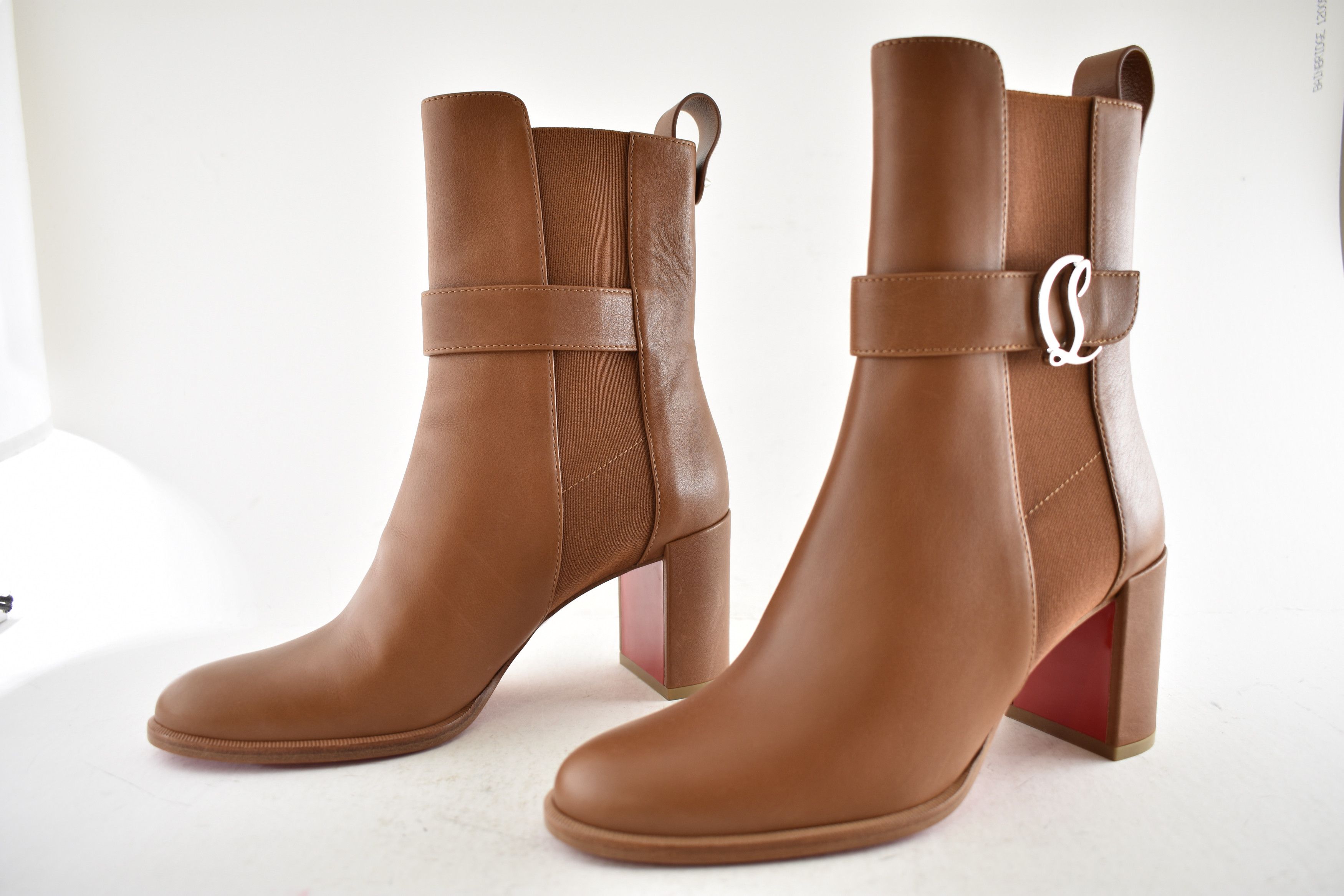 Christian Louboutin CL Chelsea Booty 70 Cuoio Brown Block Heel Ankle Bootie 37 Size US 7 / IT 37 - 11 Thumbnail