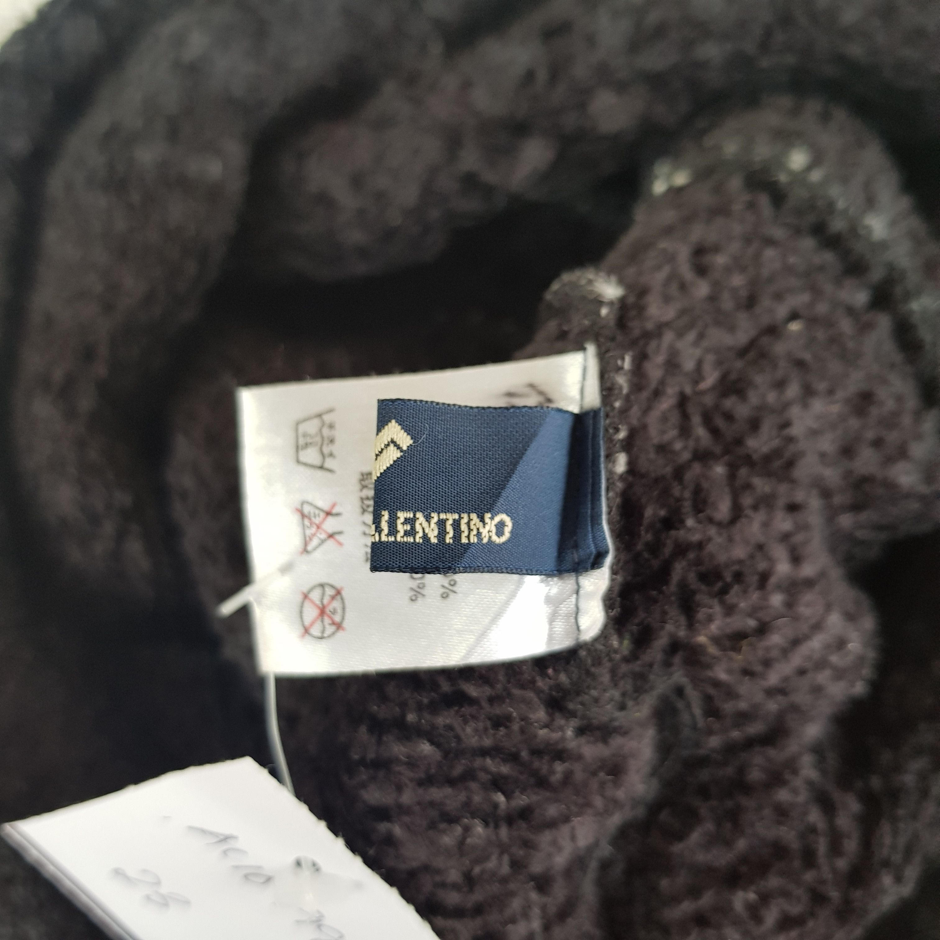 Mario Valentino Vintage Mario Valentino Beanie Ribbed Knit Snow Caps Hats. Size ONE SIZE - 8 Thumbnail
